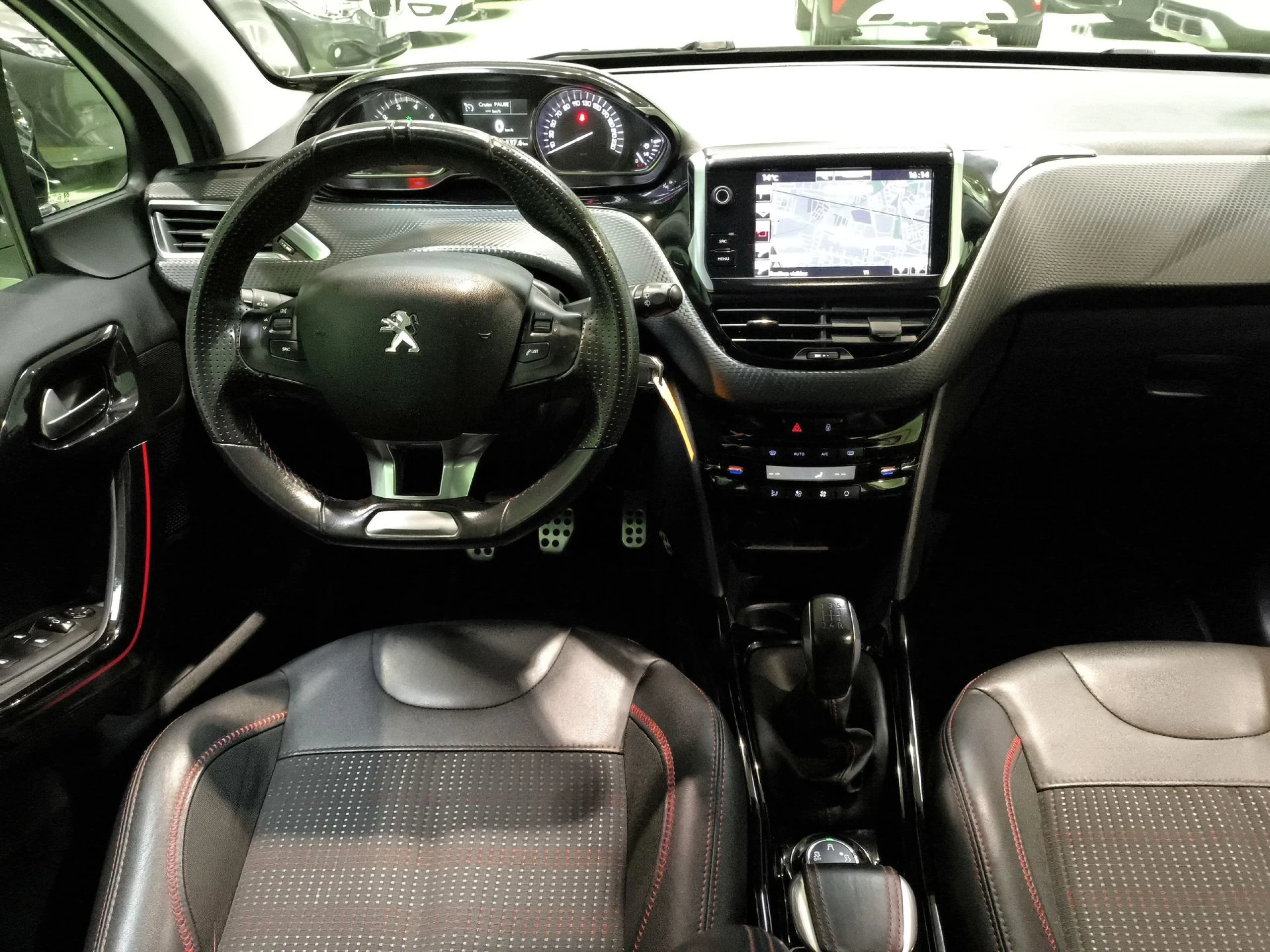 Peugeot 2008 PureTech 110 SANDS GT Line 81 kW (110 CV) - Foto 18