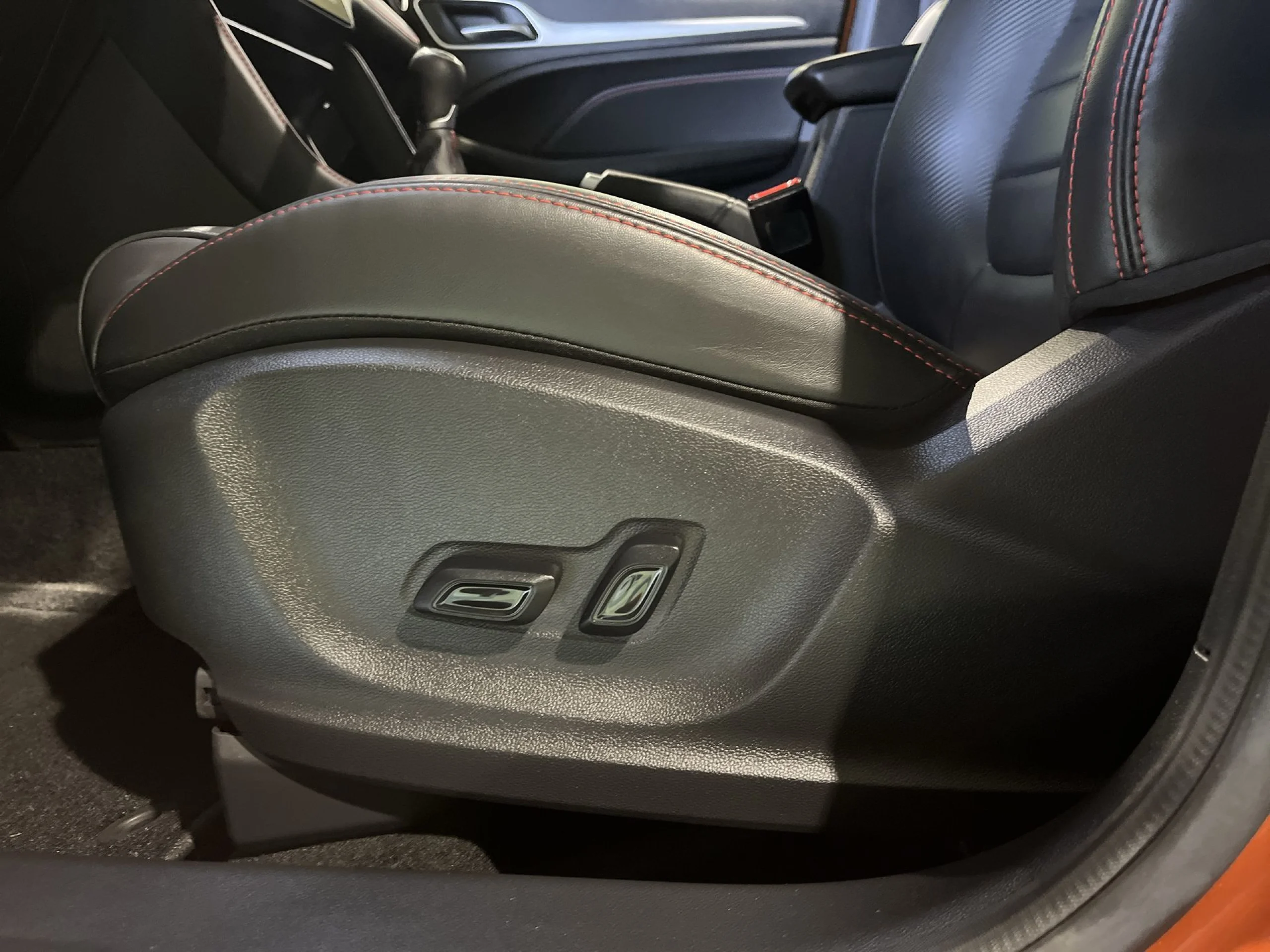 MG ZS 1.5 Comfort 78 kW (106 CV) - Foto 9