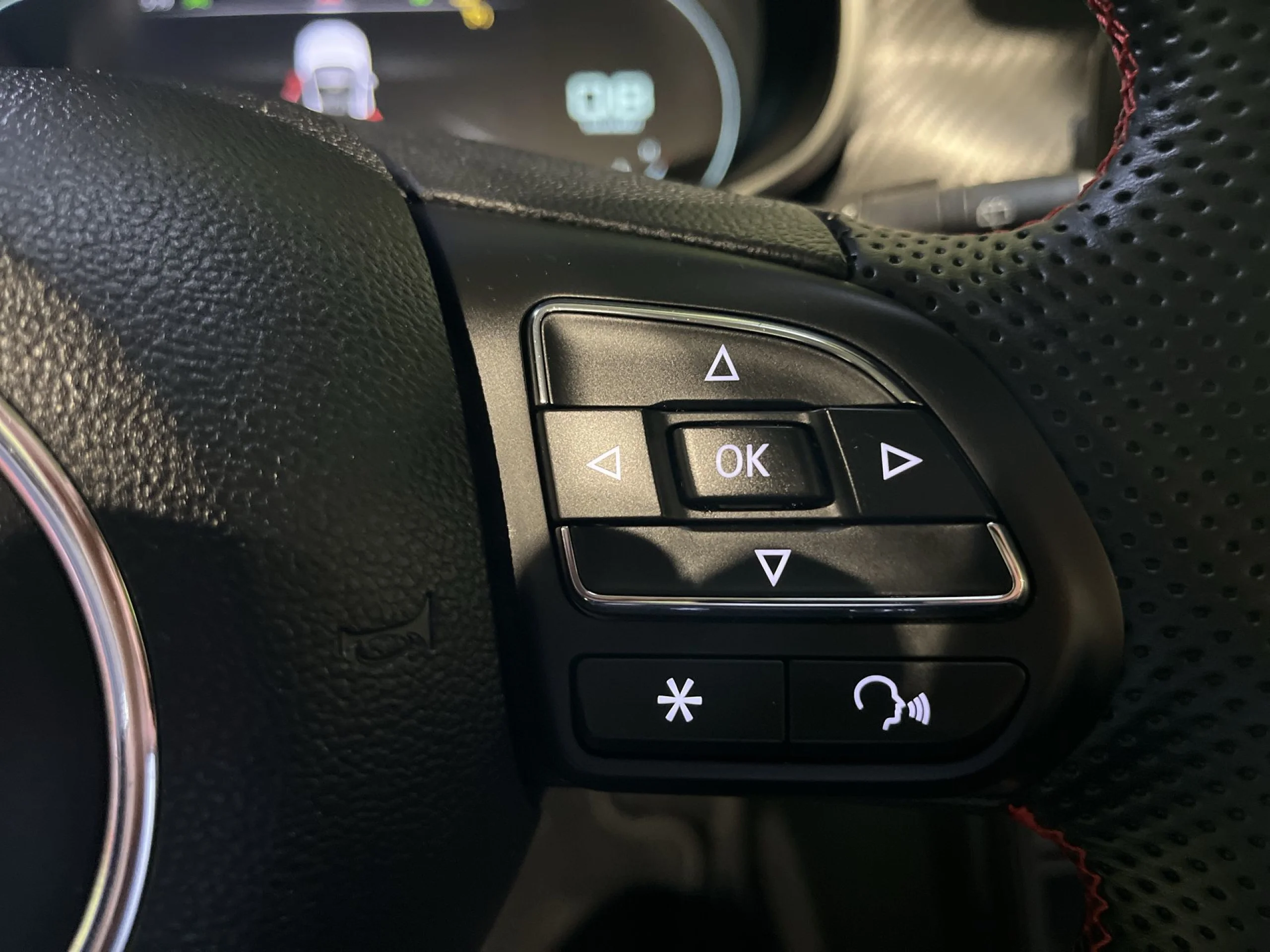 MG ZS 1.5 Comfort 78 kW (106 CV) - Foto 16