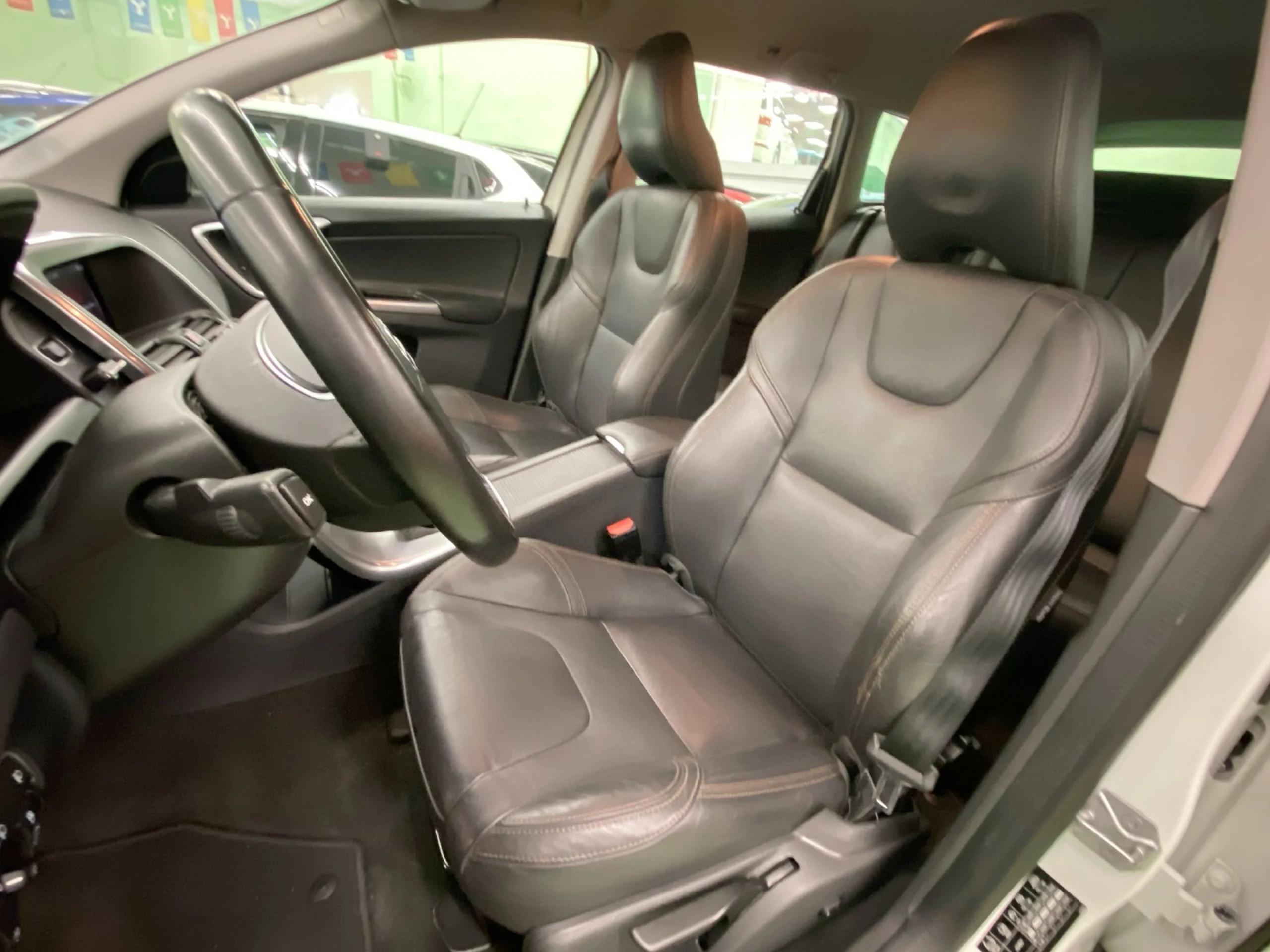 Volvo Xc60 D4 Momentum Auto 140 kW (190 CV) - Foto 8