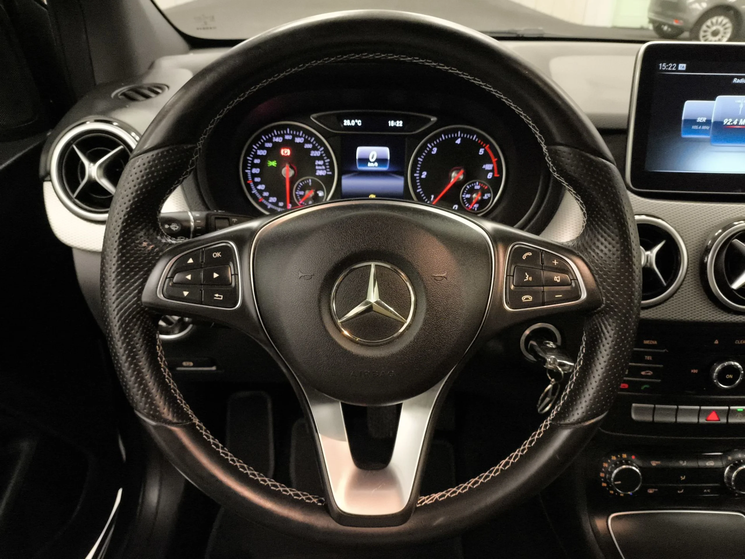 Mercedes-Benz Clase B B 180 d 80 kW (109 CV) - Foto 14