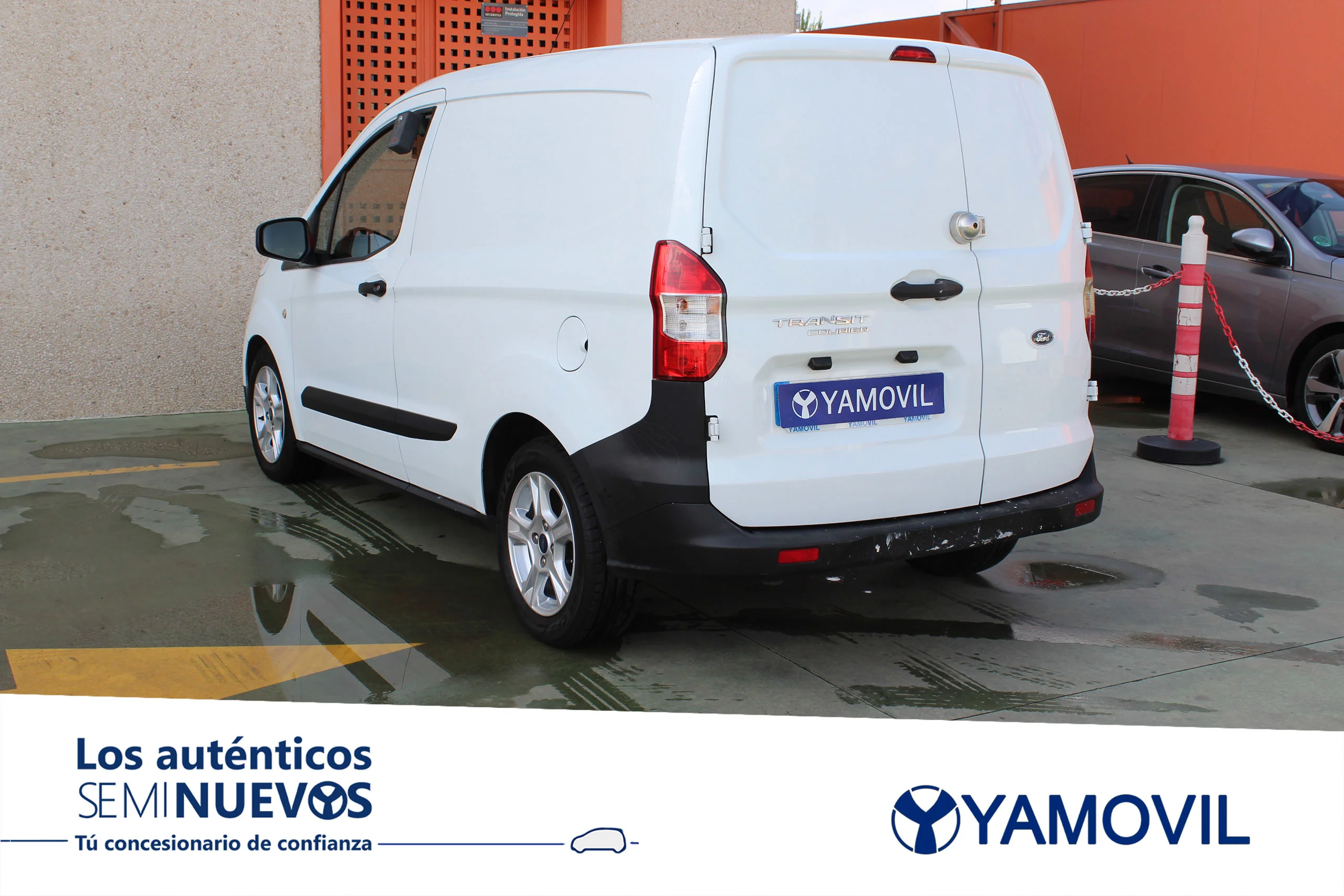 Ford Transit courier Furgon 1.5 TDCI Ambiente 56 kW (75 CV) - Foto 6