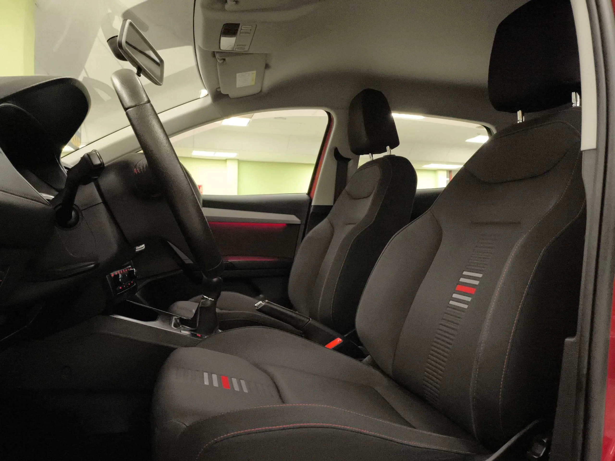 Seat Ibiza 1.0 EcoTSI FR 85 kW (115 CV) - Foto 8