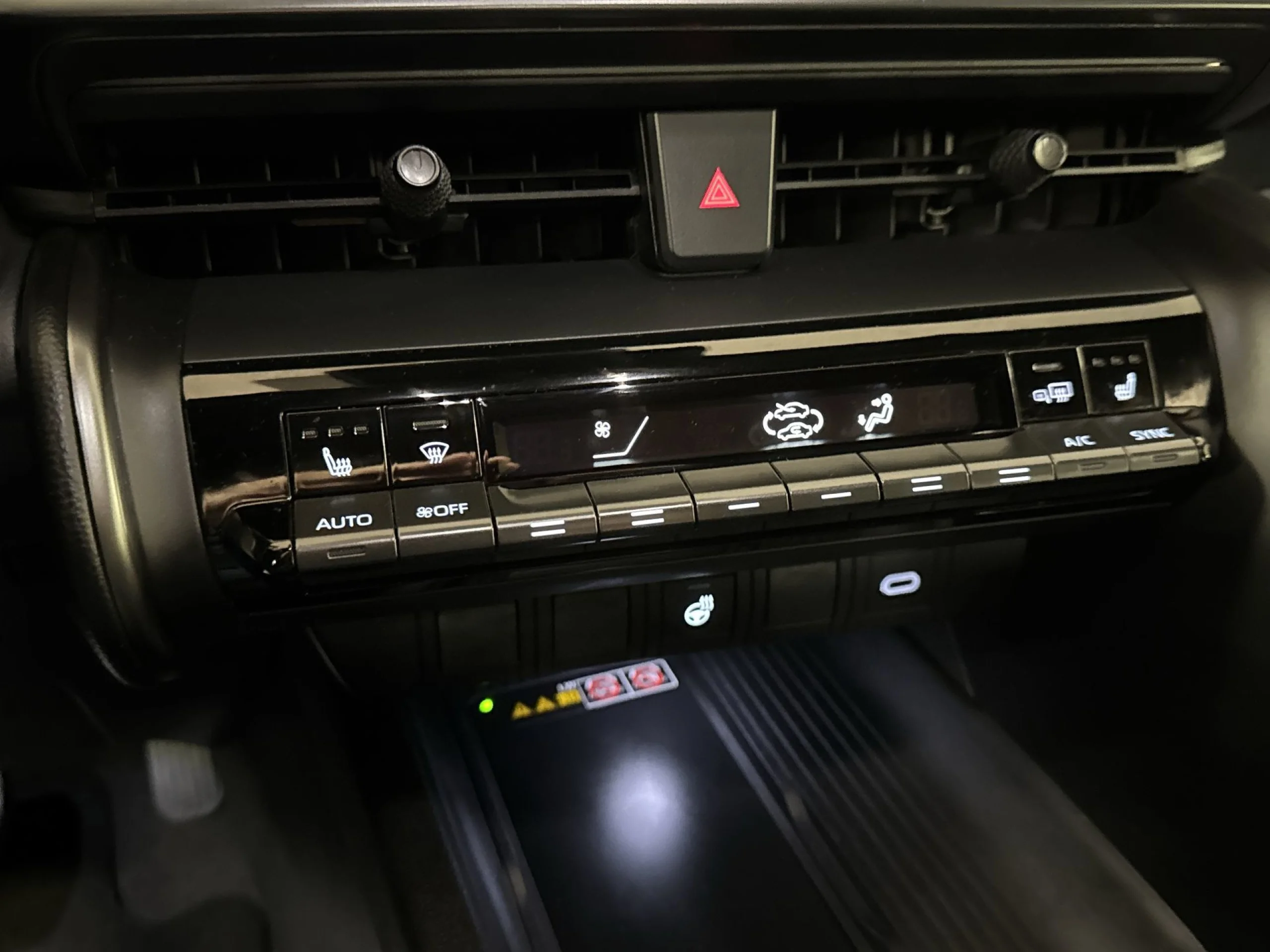 Toyota C-HR 220PH Advance 164 kW (223 CV) - Foto 20