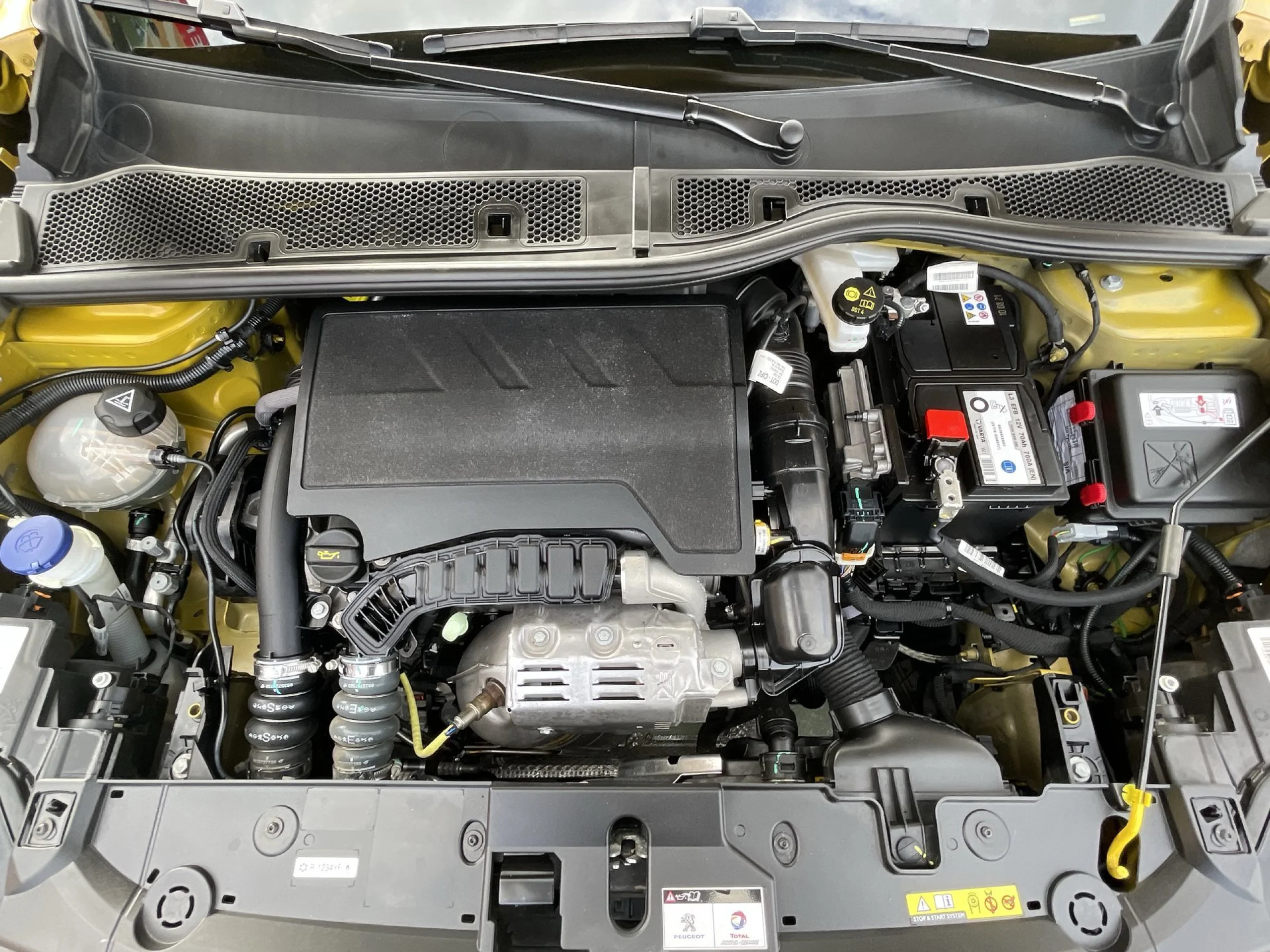 Peugeot 208 PureTech 75 SANDS Active Pack 55 kW (75 CV) - Foto 19