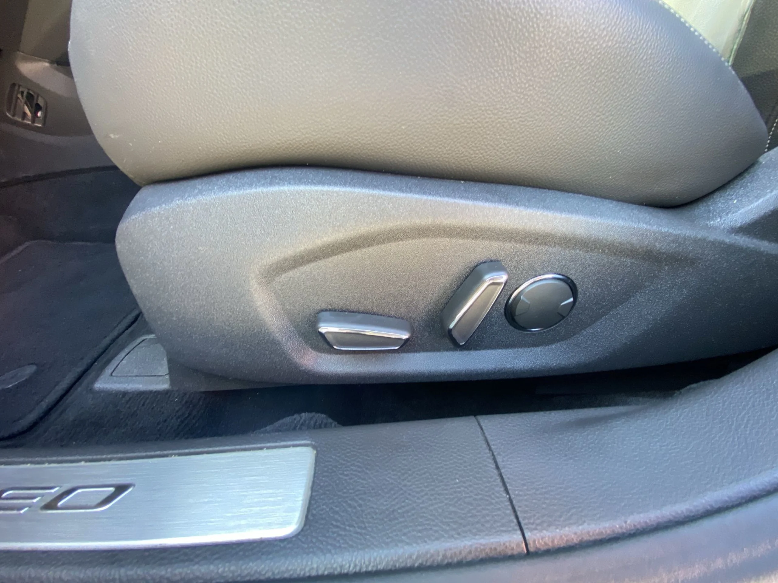 Ford Mondeo 2.0 EcoBoost Titanium PowerShift 177 kW (240 CV) - Foto 9