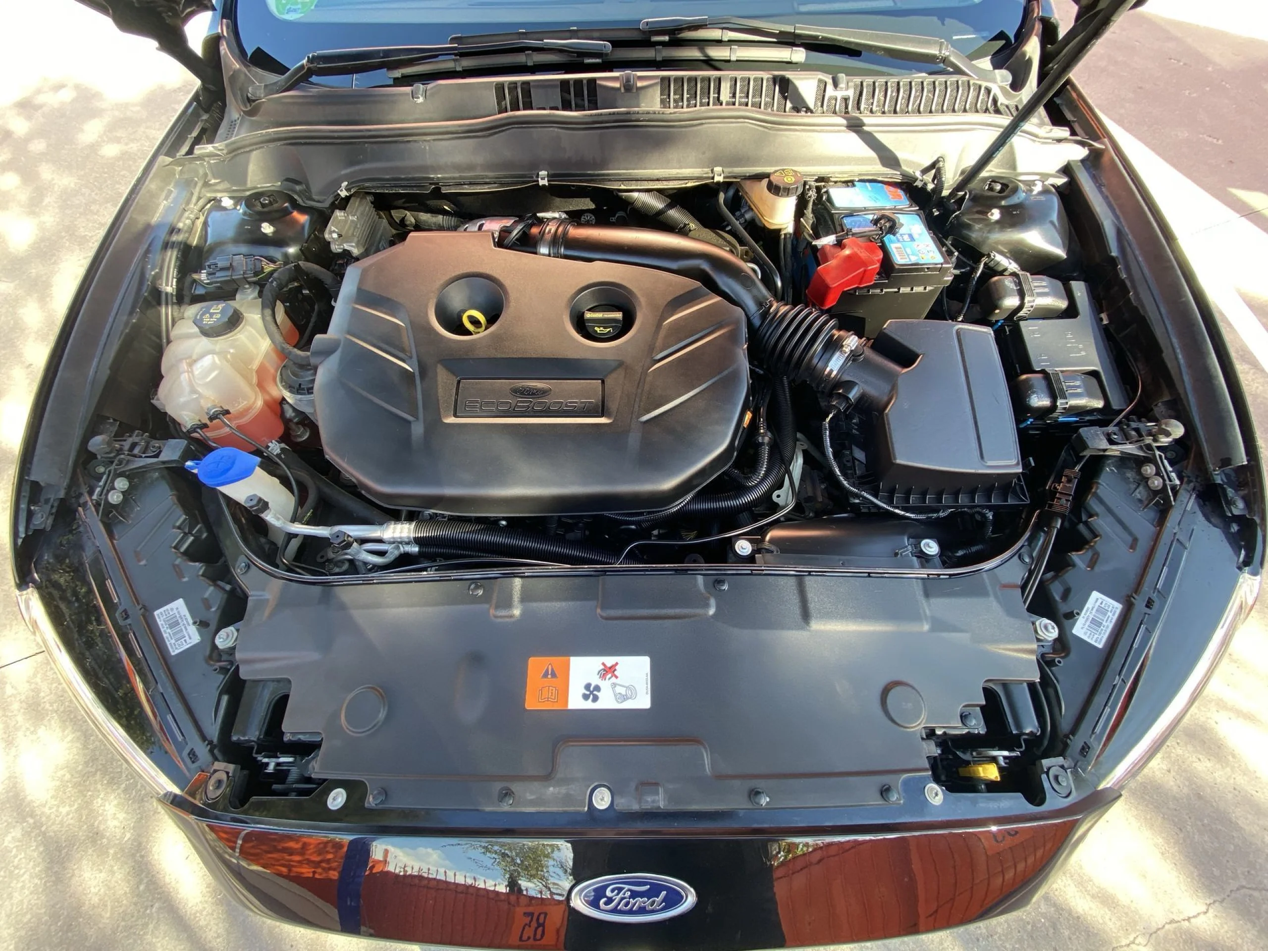 Ford Mondeo 2.0 EcoBoost Titanium PowerShift 177 kW (240 CV) - Foto 22
