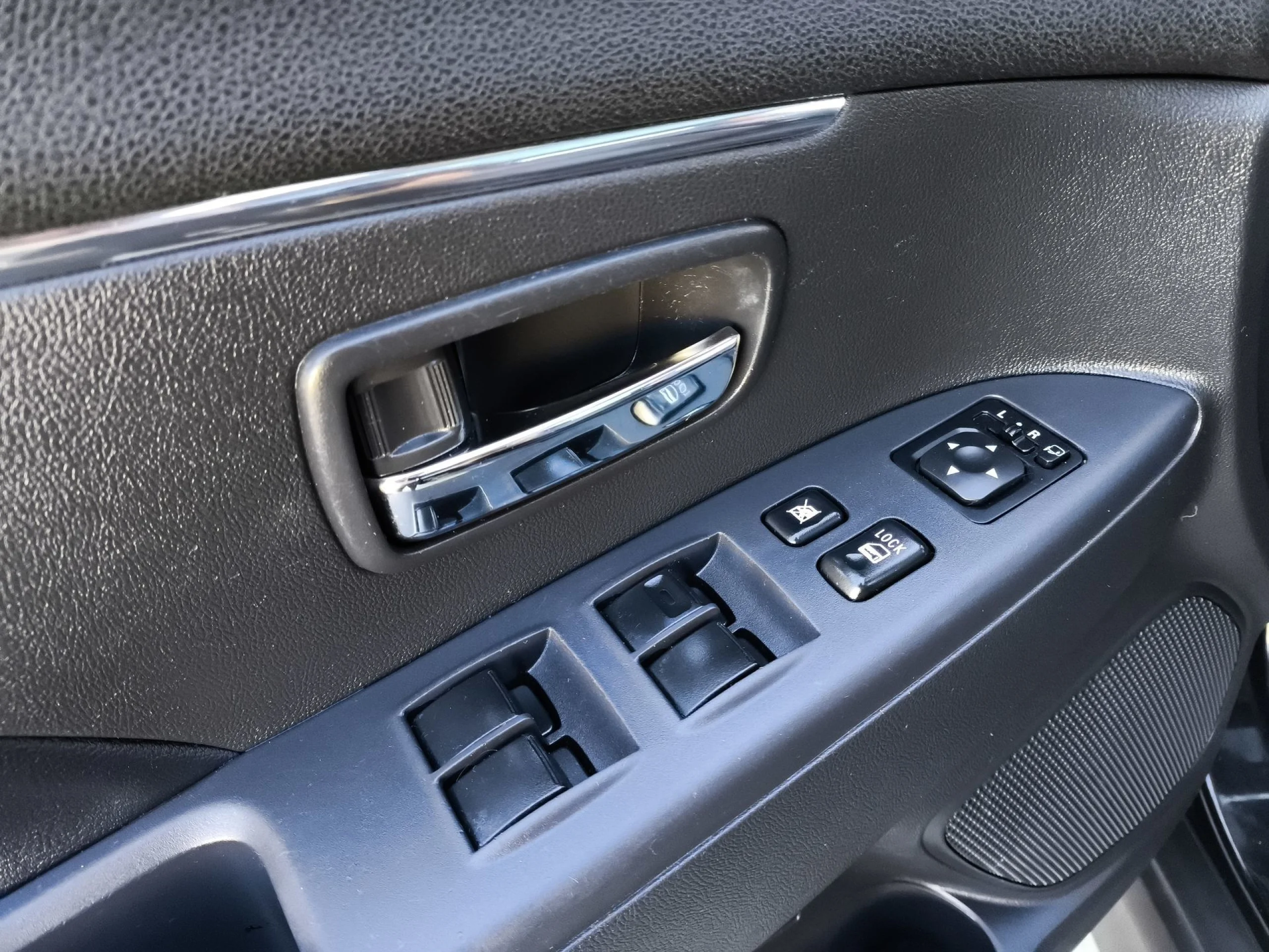 Mitsubishi ASX 180 DI-D Kaiteki 85 kW (116 CV) - Foto 10