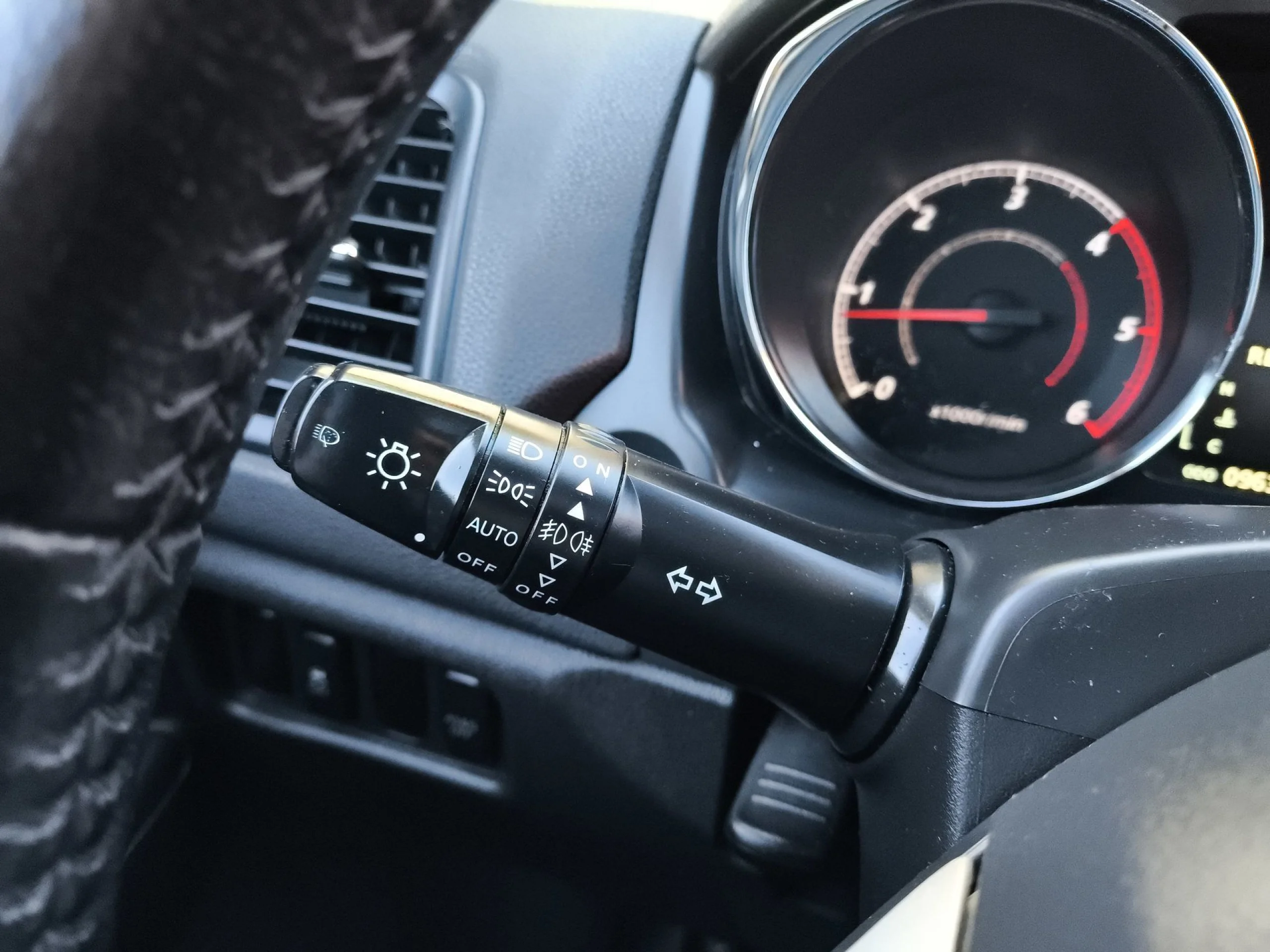 Mitsubishi ASX 180 DI-D Kaiteki 85 kW (116 CV) - Foto 15