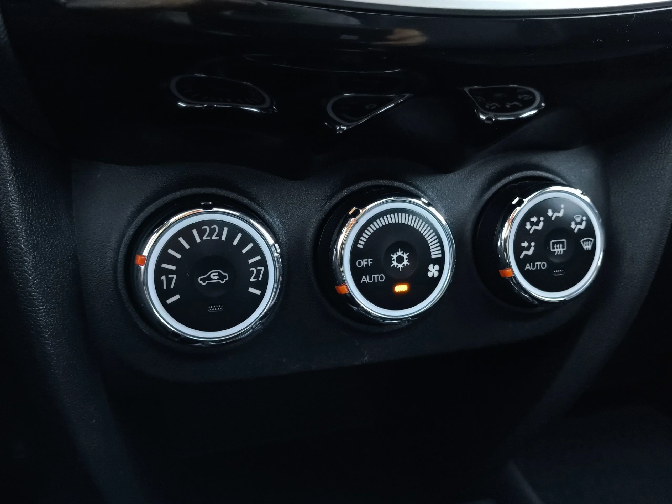 Mitsubishi ASX 180 DI-D Kaiteki 85 kW (116 CV) - Foto 21