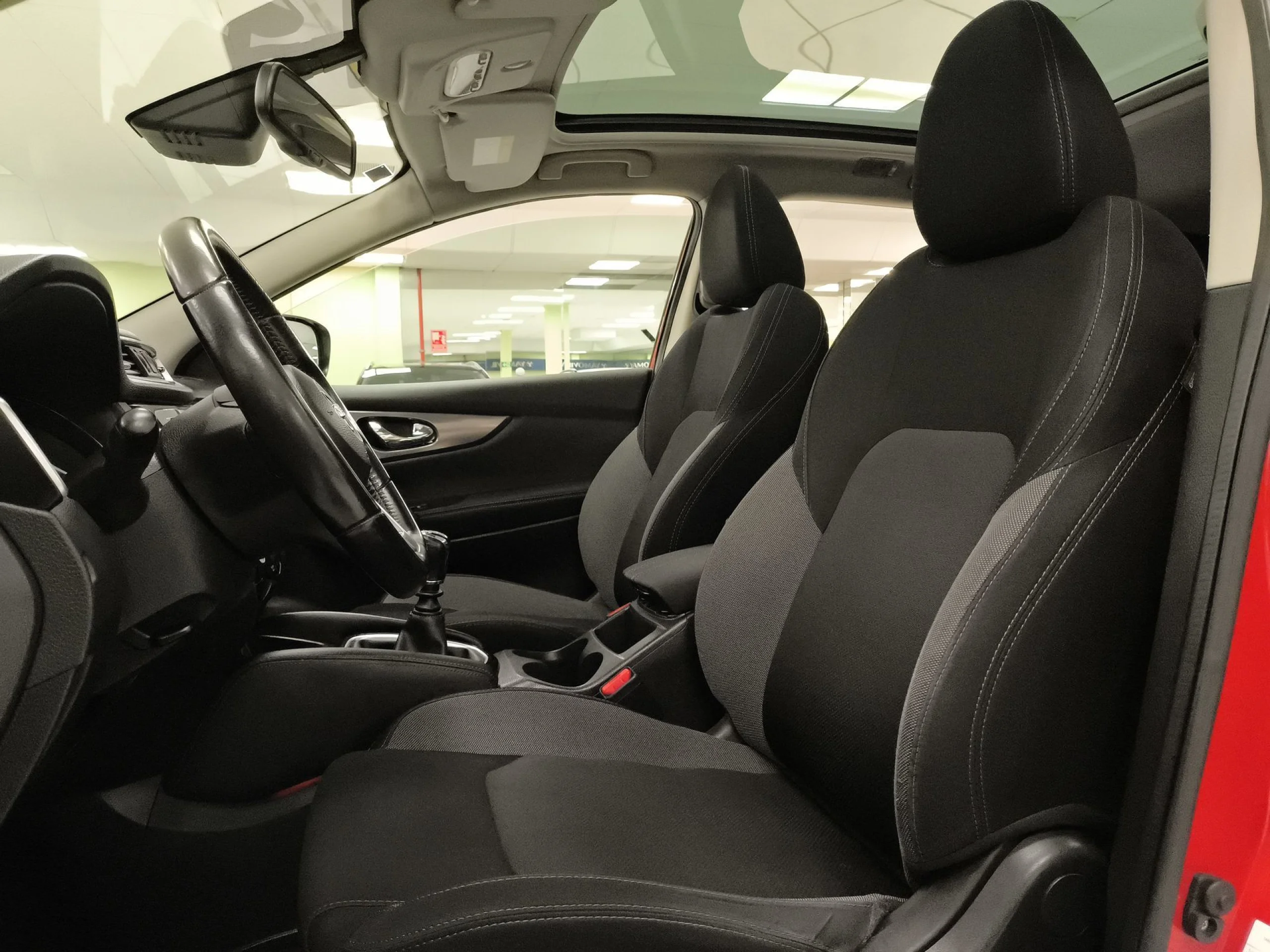 Nissan Qashqai DIG-T 115 N-Connecta 4x2 85 kW (115 CV) - Foto 8