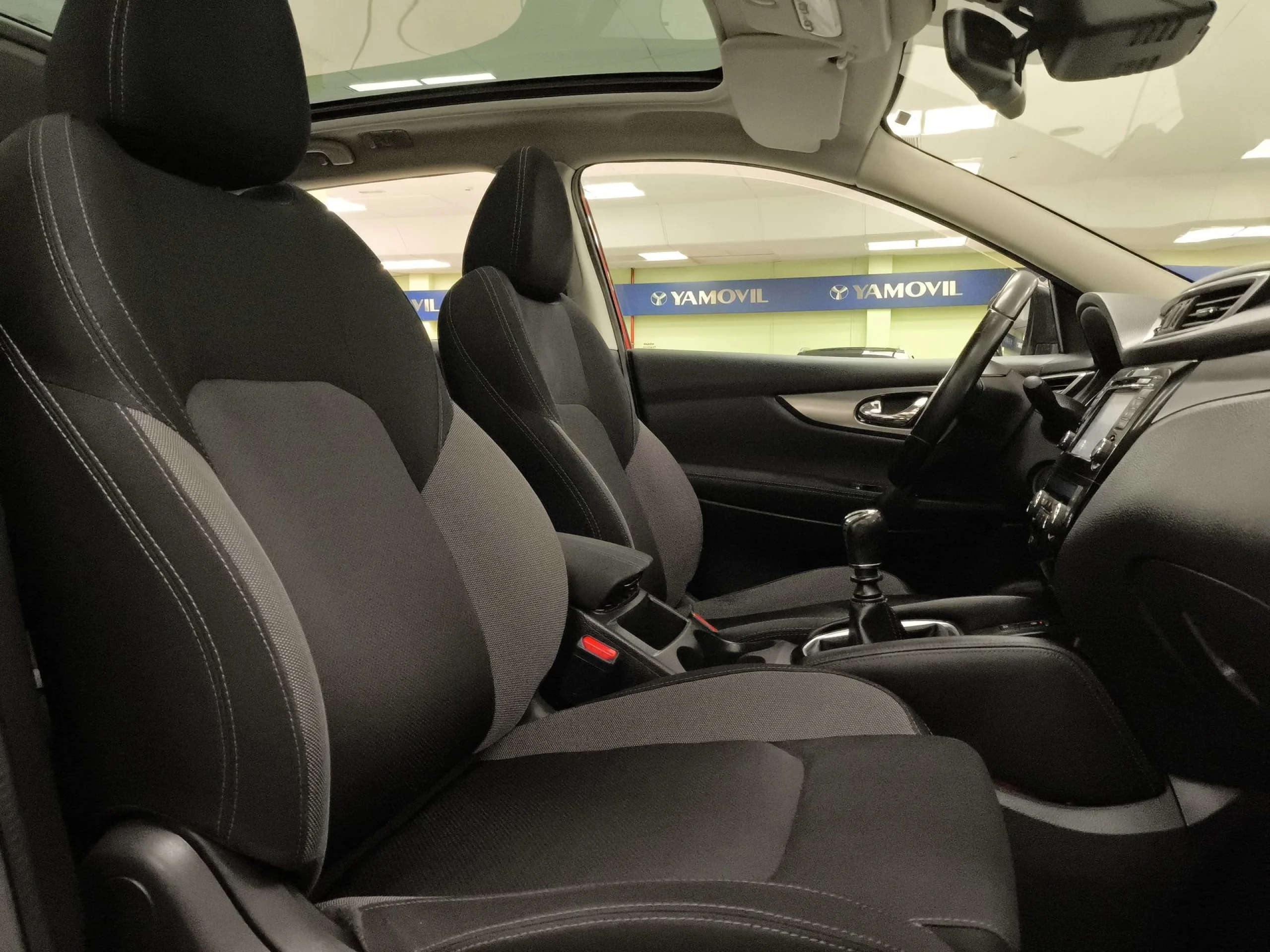 Nissan Qashqai DIG-T 115 N-Connecta 4x2 85 kW (115 CV) - Foto 26