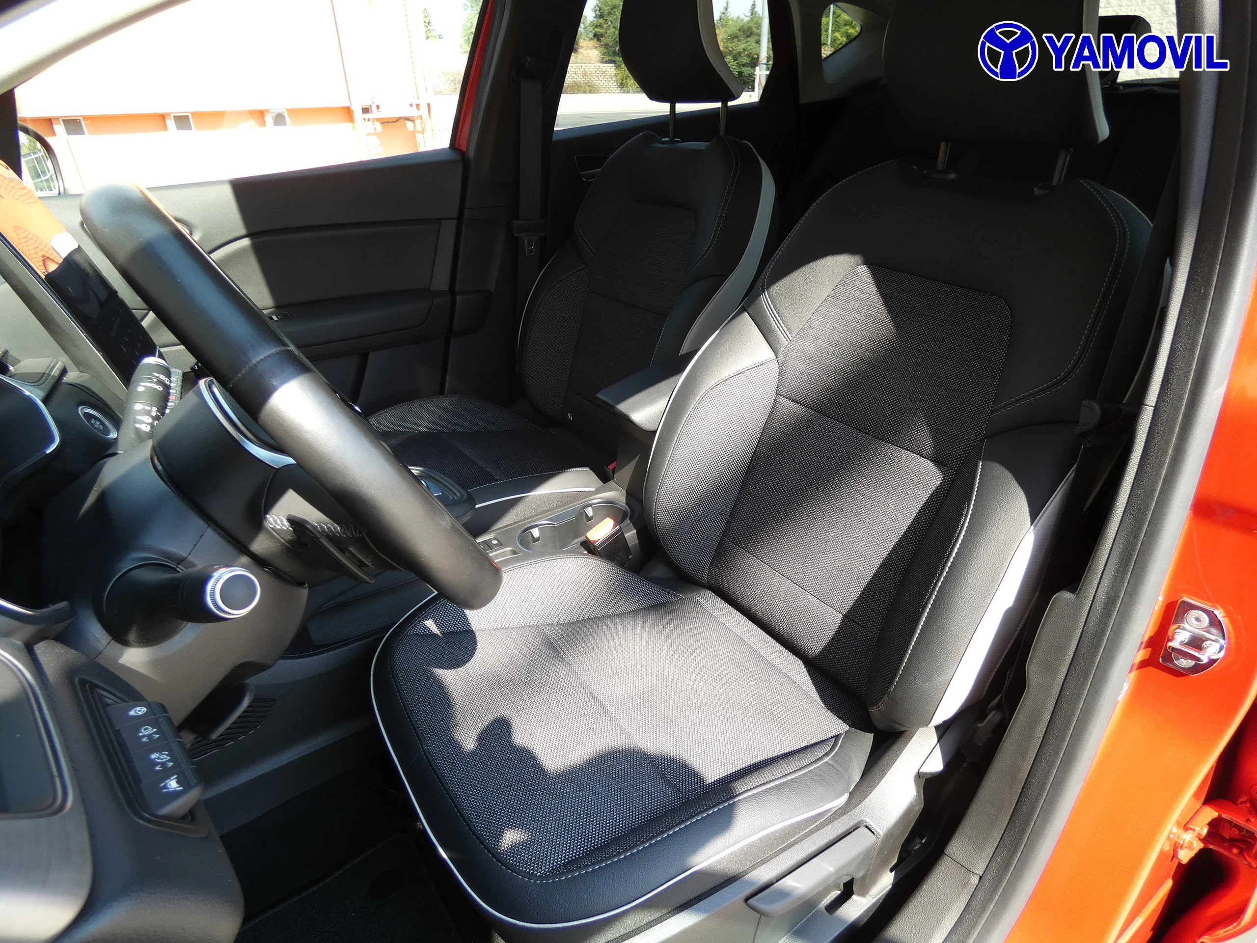 Renault Captur 1.3 TCE ZEN PLUS - Foto 13