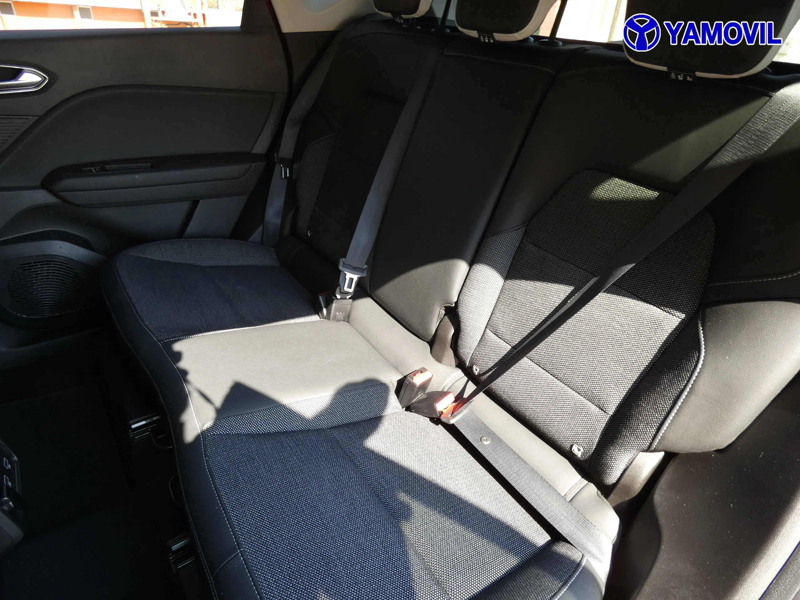 Renault Captur 1.3 TCE ZEN PLUS - Foto 14