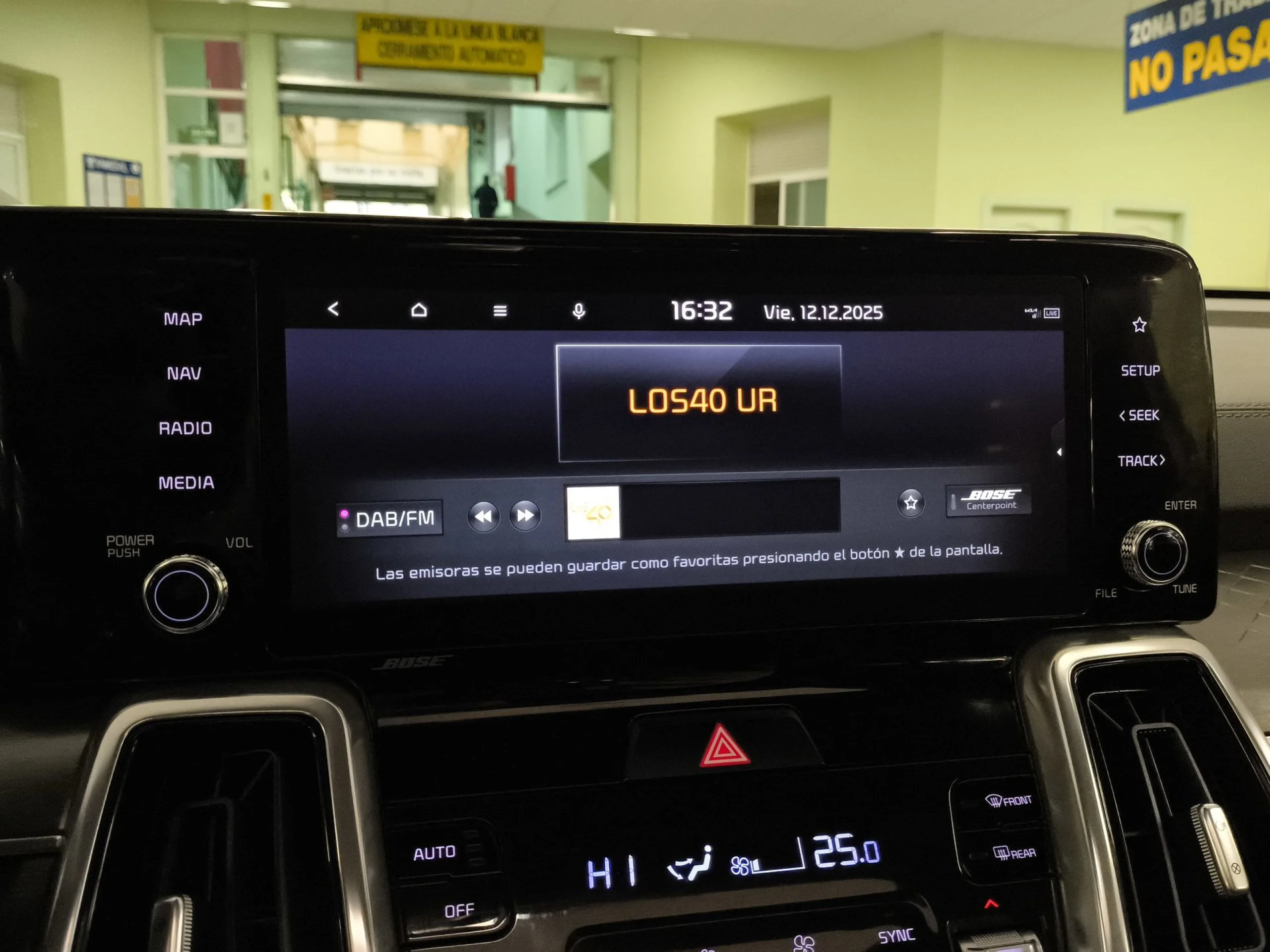 Kia Sorento 1.6 T-GDi HEV Emotion 4x2 (Pack Luxury) Auto 169 kW (230 CV) - Foto 15