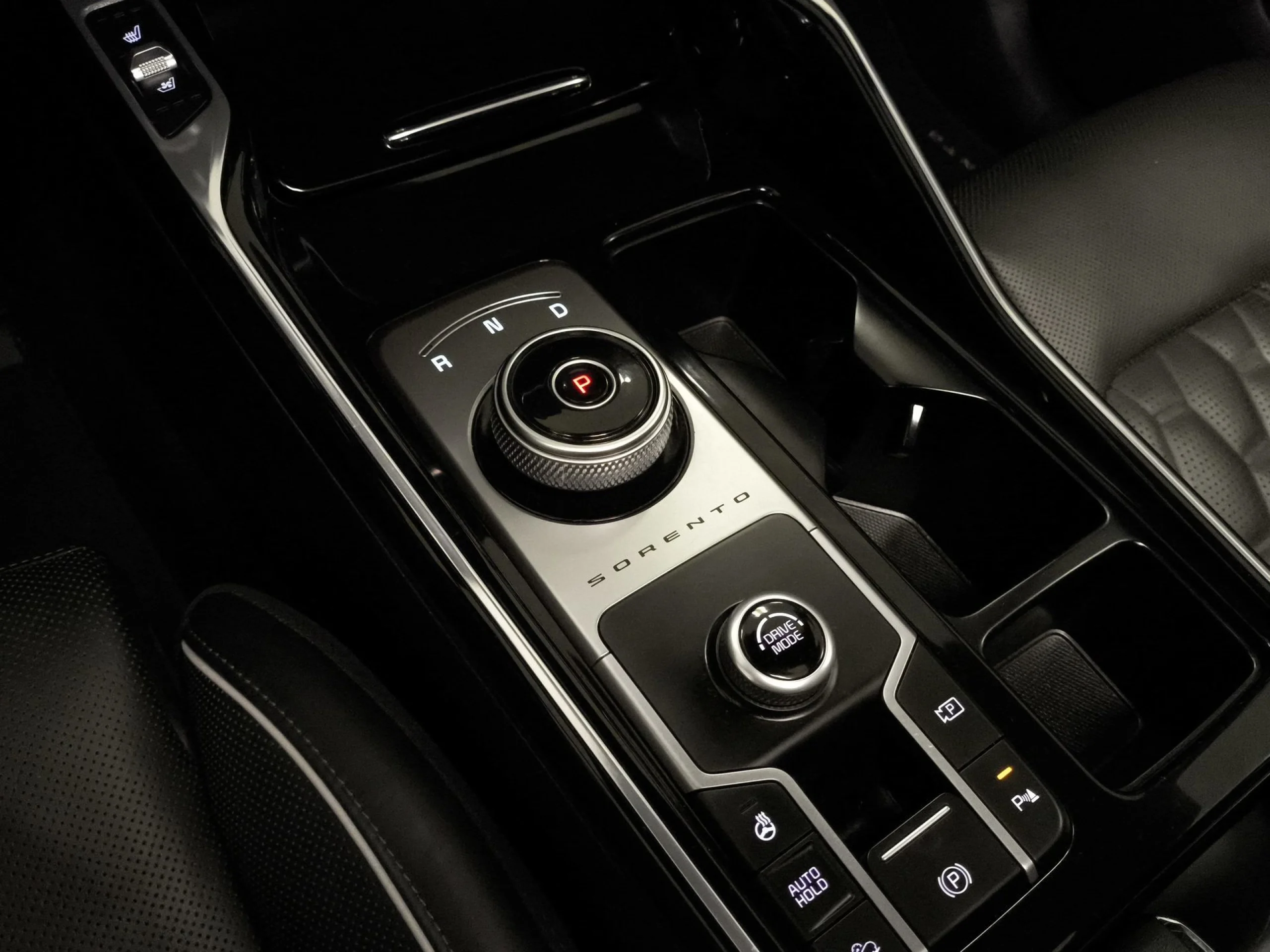 Kia Sorento 1.6 T-GDi HEV Emotion 4x2 (Pack Luxury) Auto 169 kW (230 CV) - Foto 21