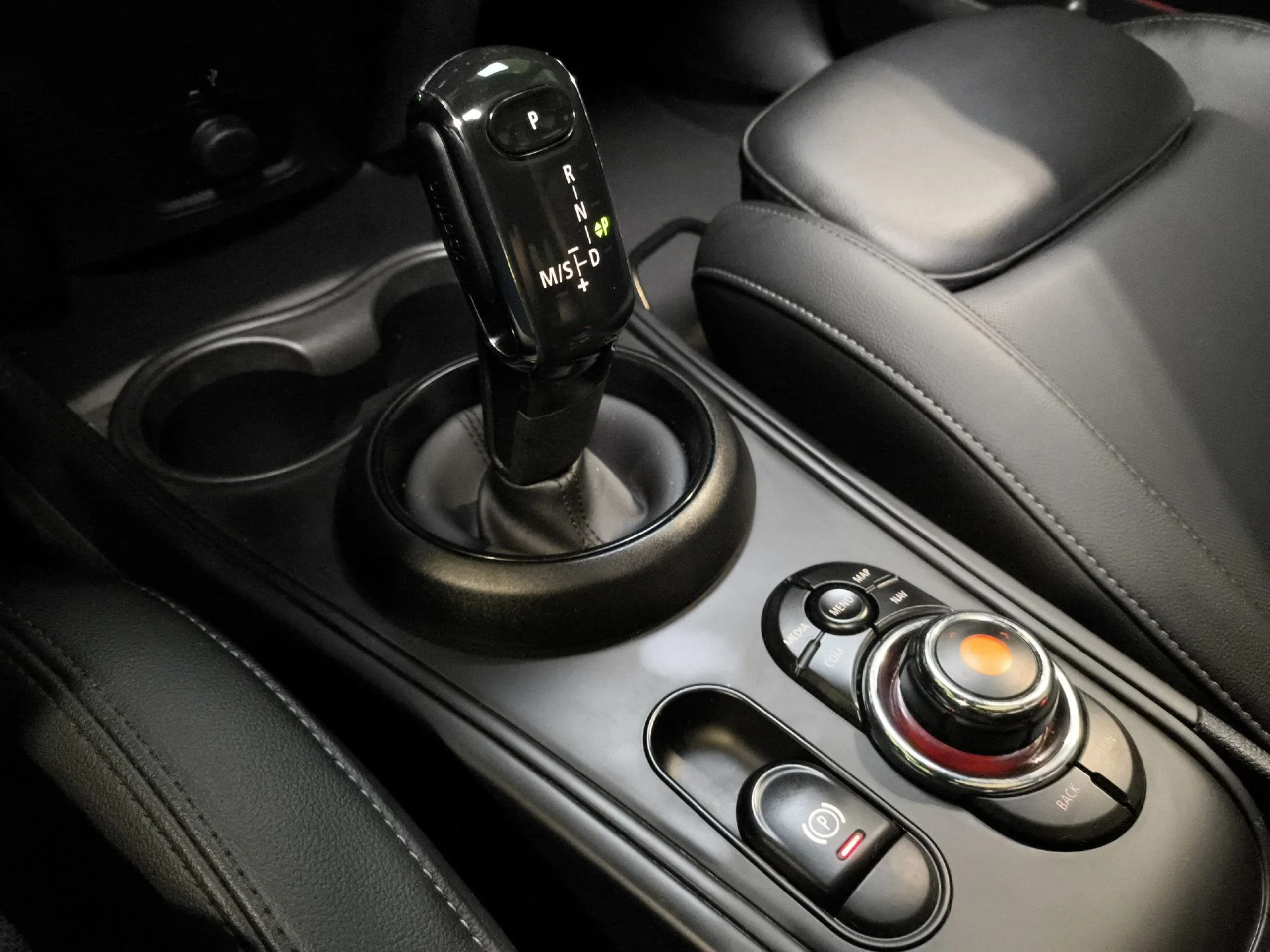 MINI MINI Countryman Cooper 100 kW (136 CV) - Foto 20