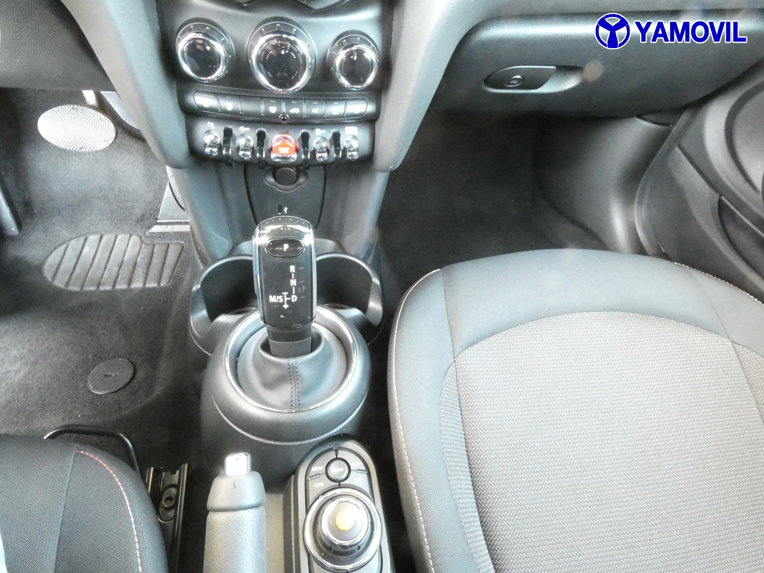 MINI Cooper 1.5 - Foto 28
