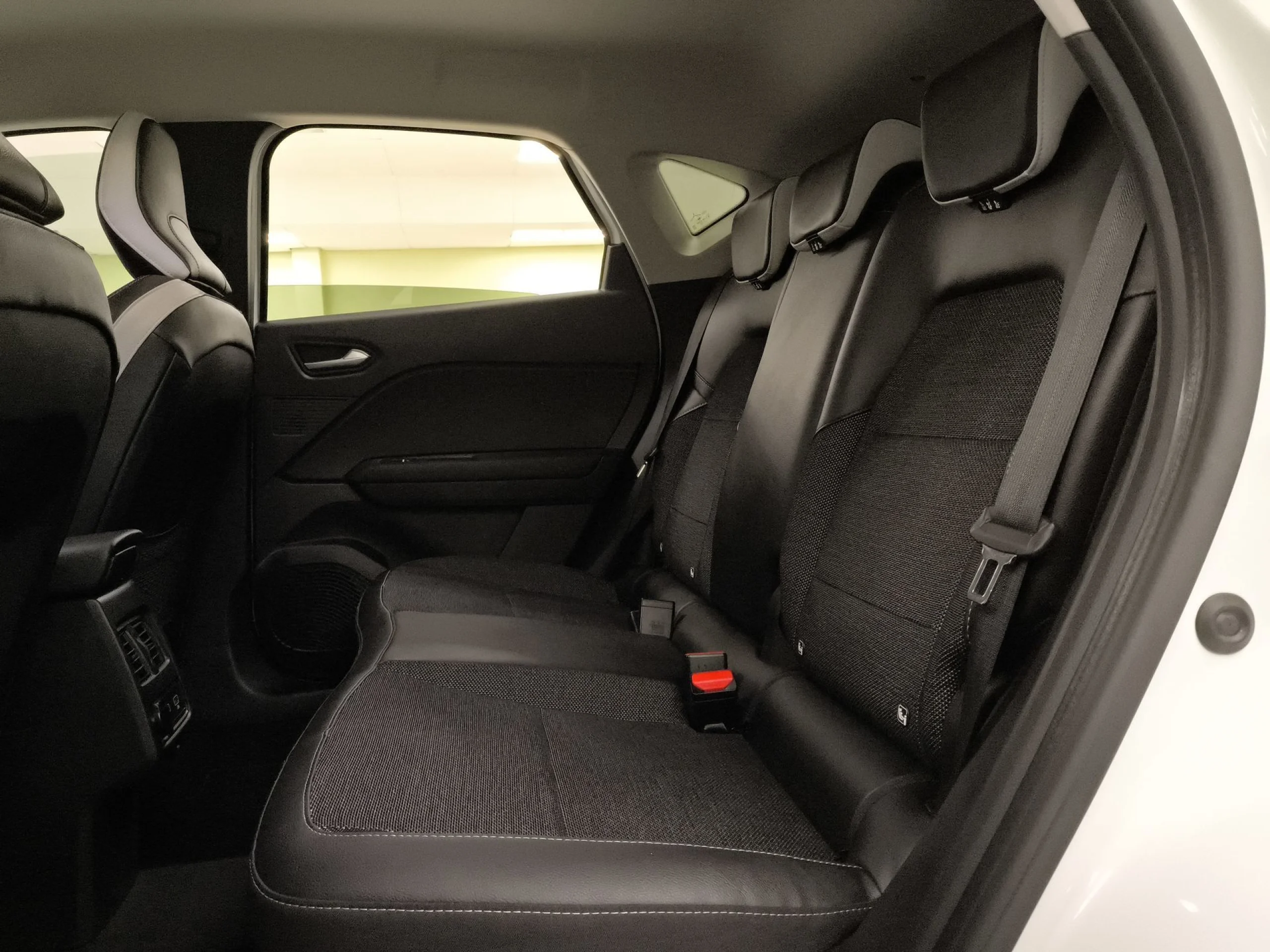 Renault Captur Techno Fast Track E-Tech híbrido 107 kW (145 CV) - Foto 19