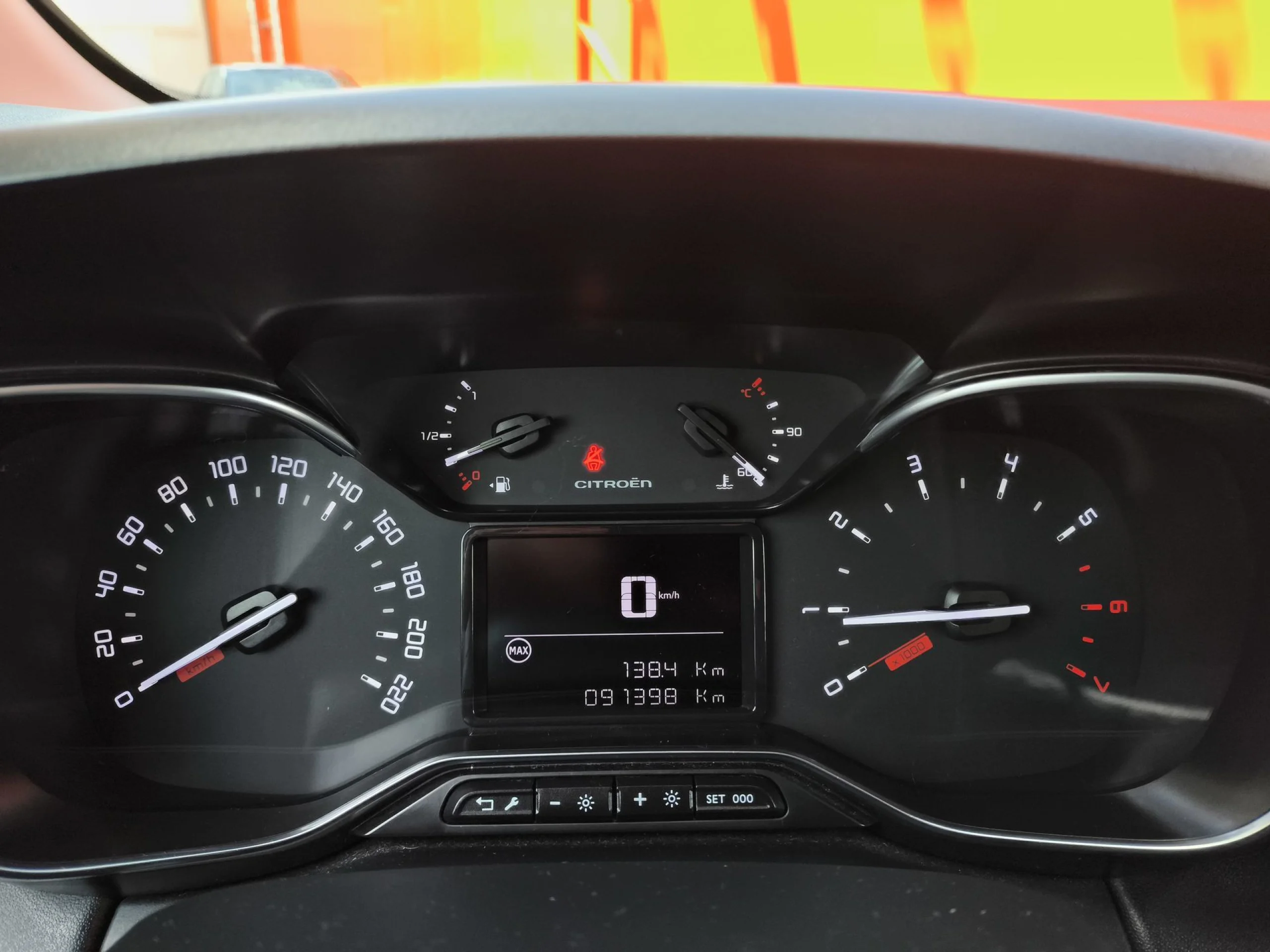 Citroen C3 Aircross PureTech 110 SANDS Feel 81 kW (110 CV) - Foto 12