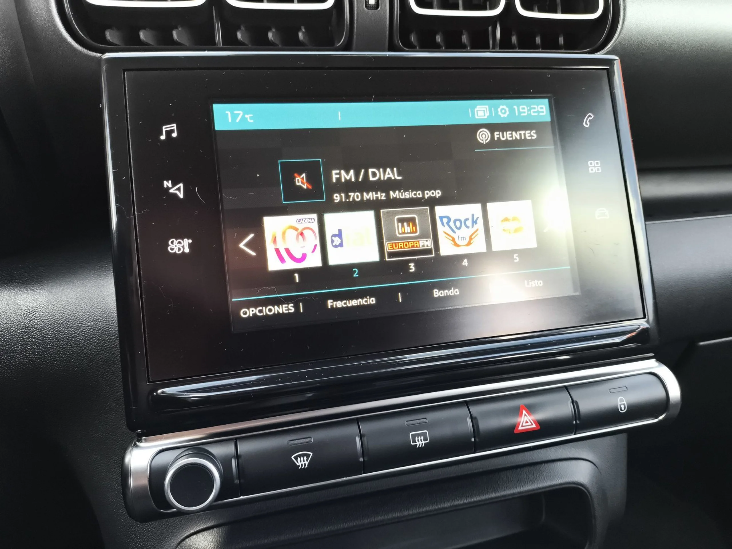 Citroen C3 Aircross PureTech 110 SANDS Feel 81 kW (110 CV) - Foto 13