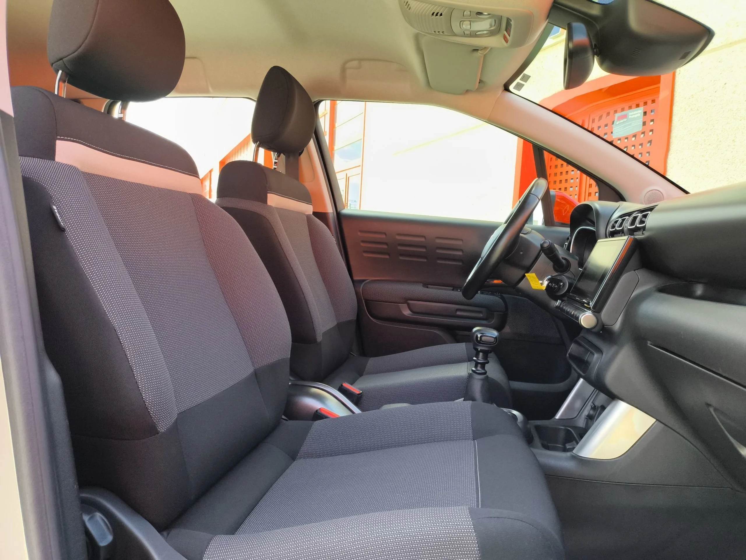Citroen C3 Aircross PureTech 110 SANDS Feel 81 kW (110 CV) - Foto 20