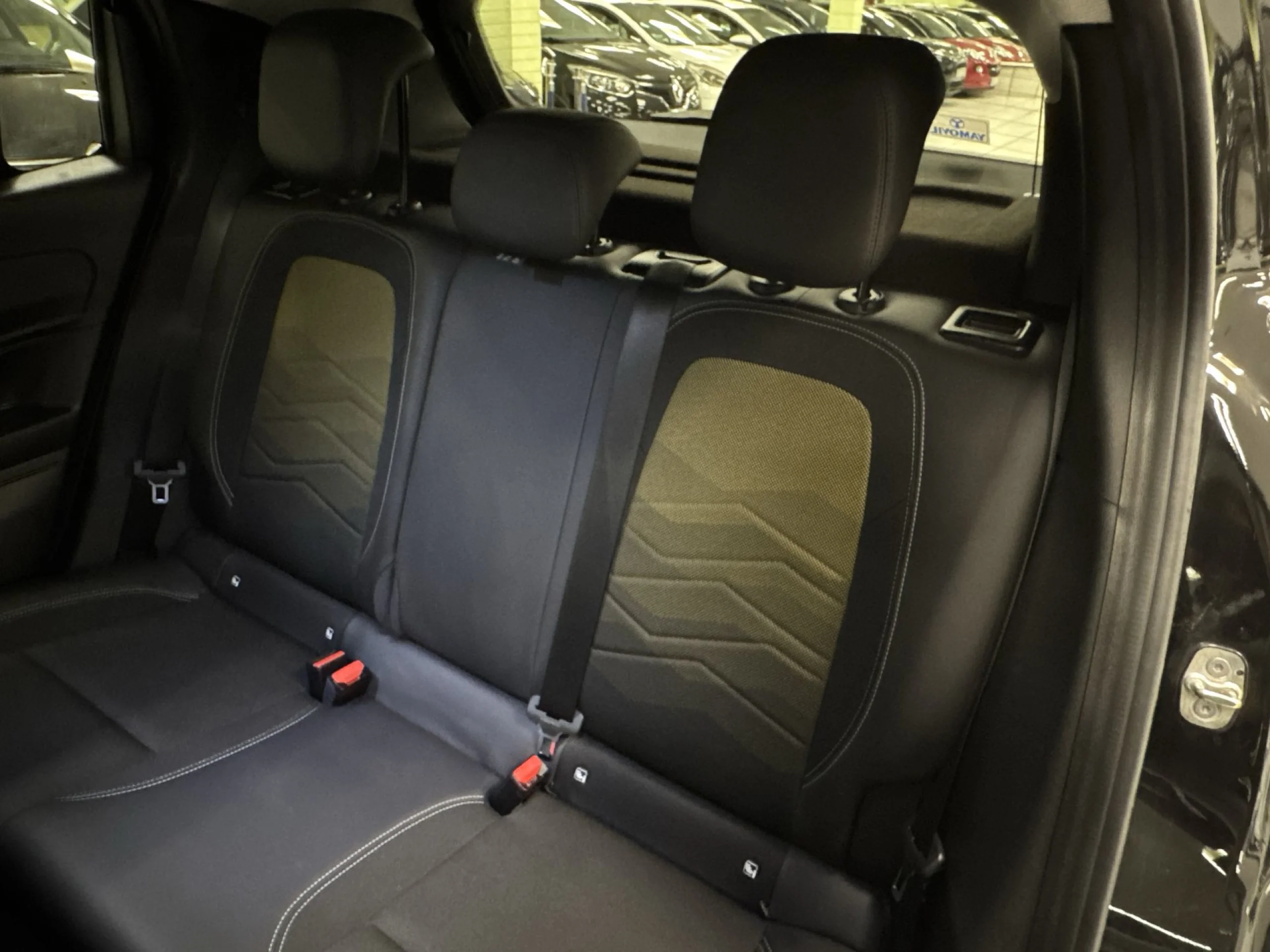 Jeep Avenger 1.2 G Avenger 74 kW (100 CV) - Foto 18