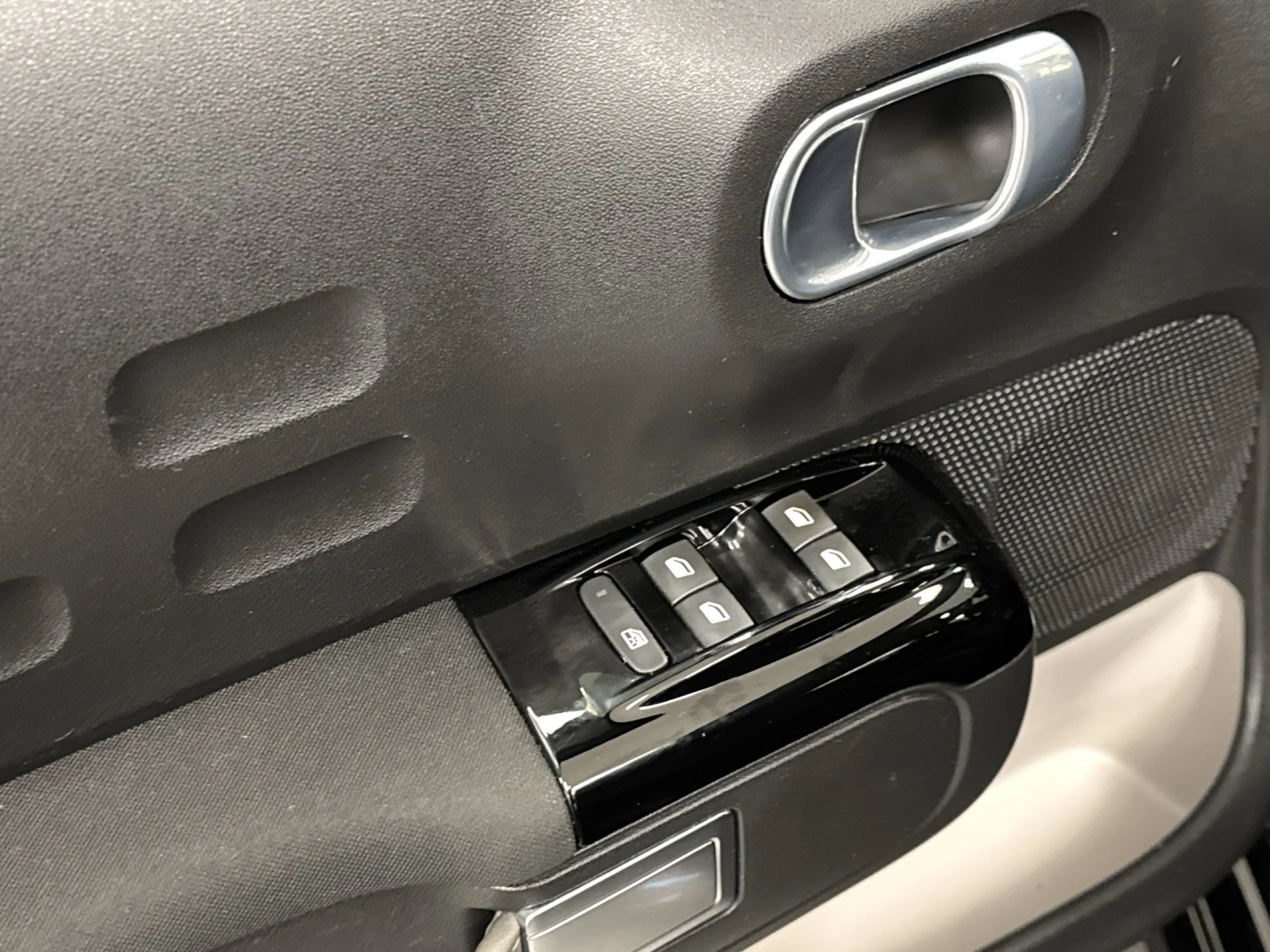 Citroen C3 PureTech 110 SANDS Shine 81 kW (110 CV) - Foto 10