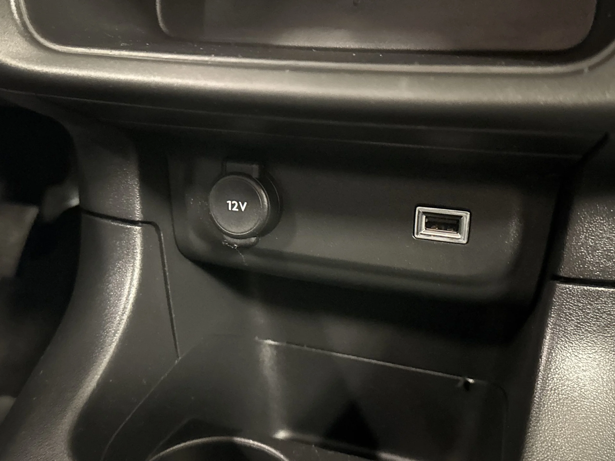 Citroen C3 PureTech 110 SANDS Shine 81 kW (110 CV) - Foto 21