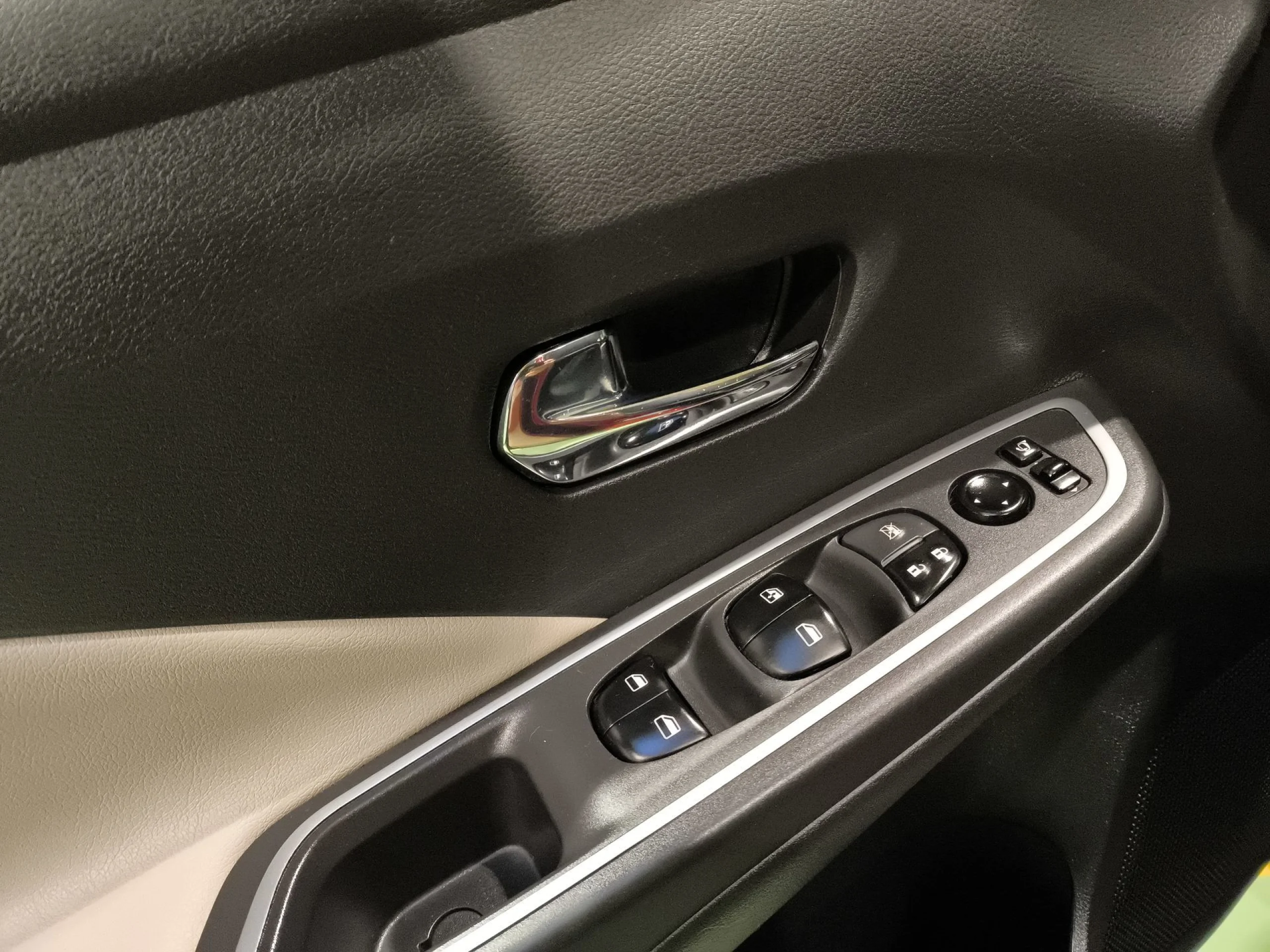 Nissan Micra IG-T 92 SANDS Acenta 68 kW (92 CV) - Foto 10