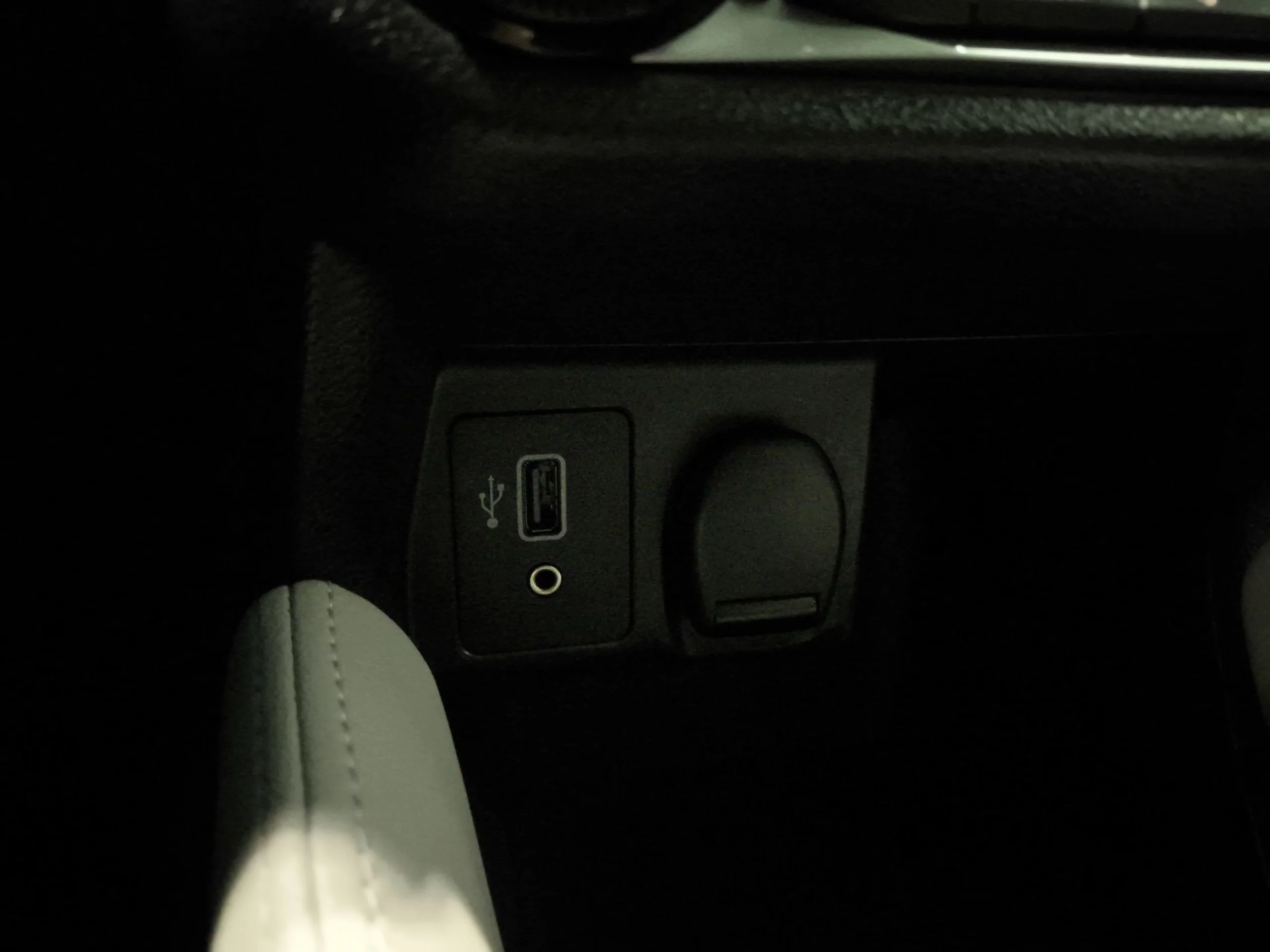 Nissan Micra IG-T 92 SANDS Acenta 68 kW (92 CV) - Foto 18