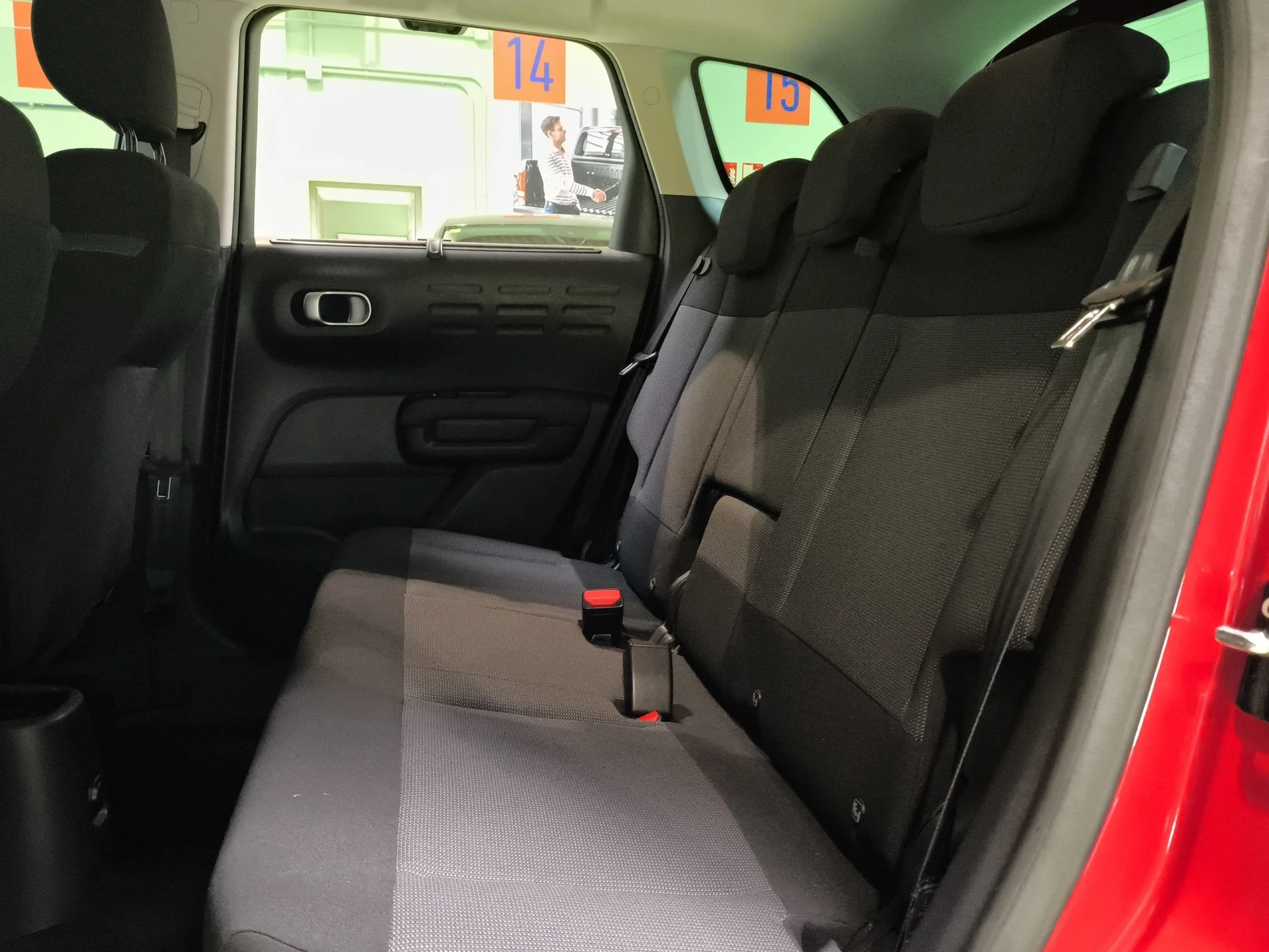 Citroen C3 Aircross PureTech 130 SANDS Shine EAT6 96 kW (131 CV) - Foto 26