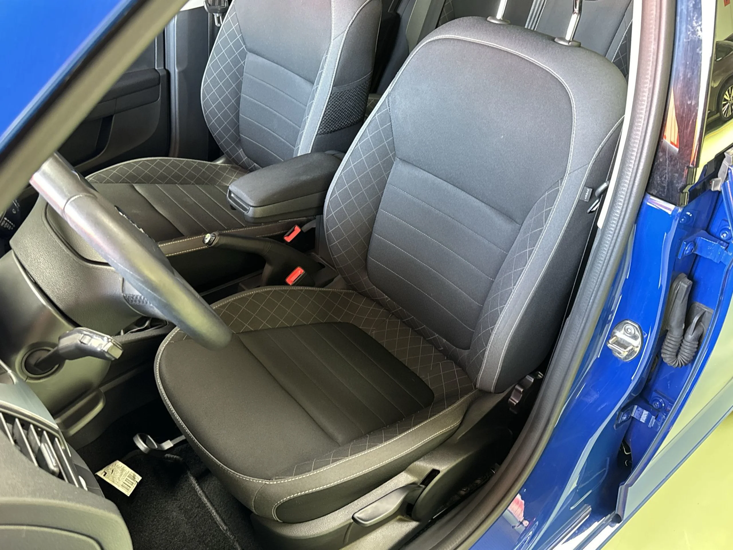 Skoda Fabia 1.0 MPI Like 55 kW (75 CV) - Foto 8