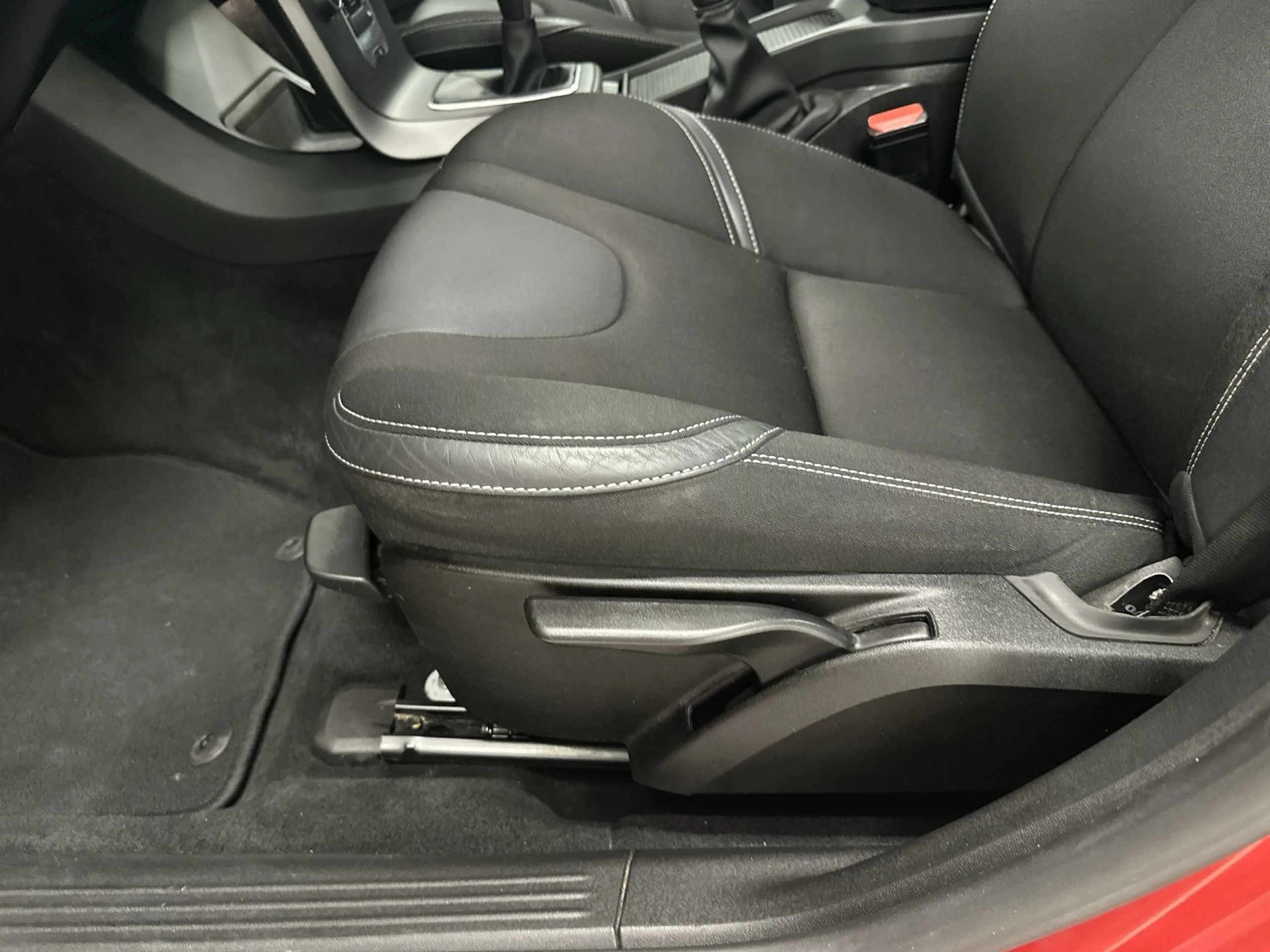 Volvo V40 D2 Momentum 88 kW (120 CV) - Foto 9