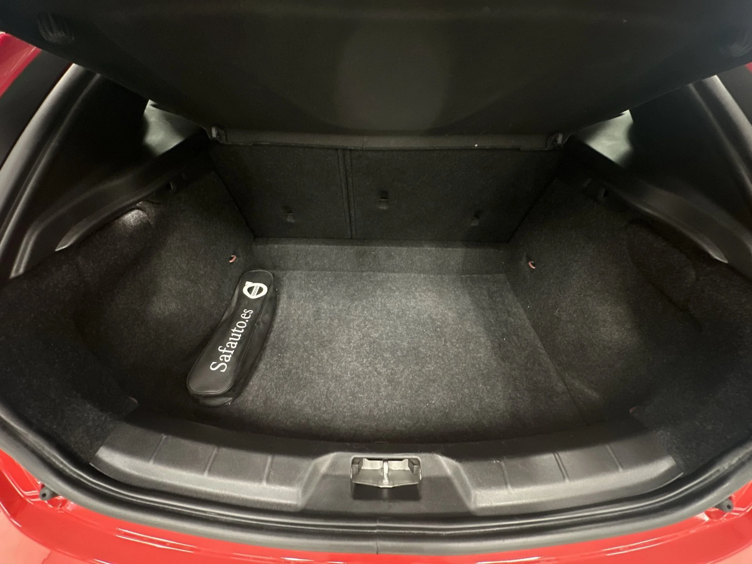 Volvo V40 D2 Momentum 88 kW (120 CV) - Foto 18