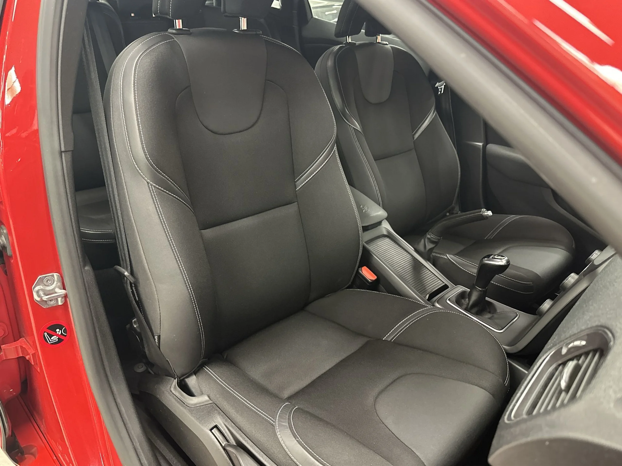 Volvo V40 D2 Momentum 88 kW (120 CV) - Foto 19