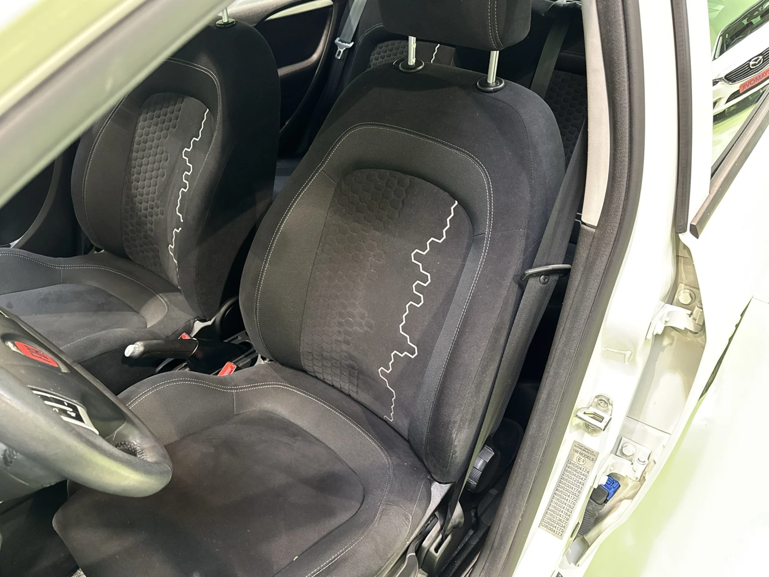 Fiat Punto 1.3 Multijet Easy 55 kW (75 CV) - Foto 8