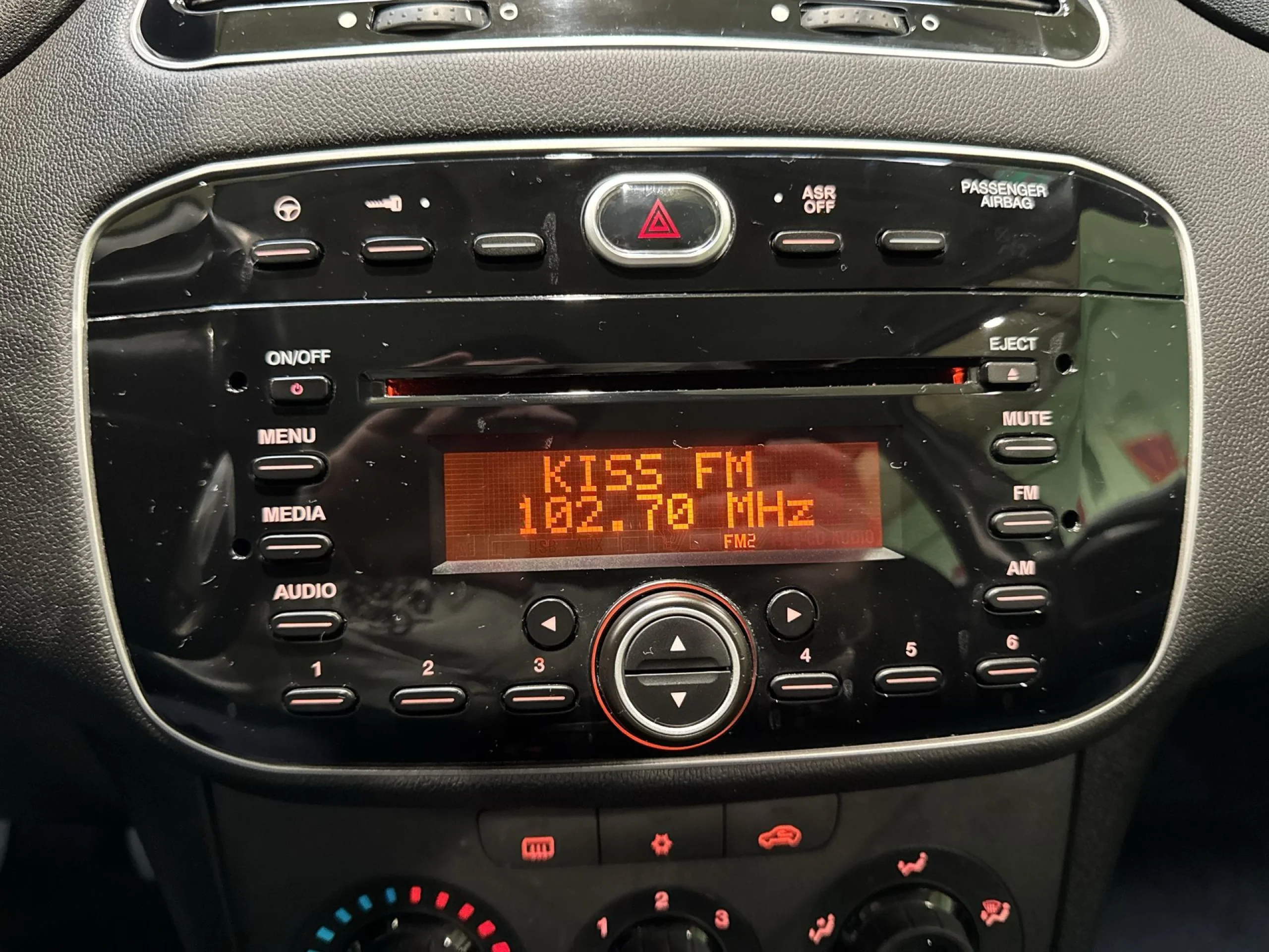 Fiat Punto 1.3 Multijet Easy 55 kW (75 CV) - Foto 13