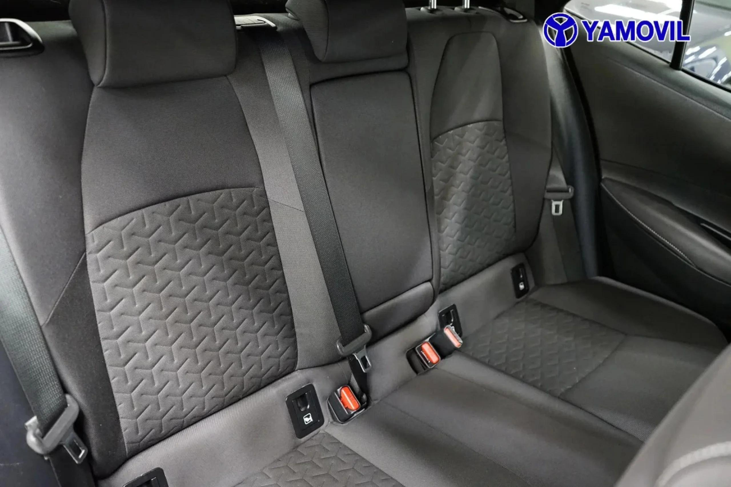 Toyota Corolla 1.8 125H FEEL! E-CVT 90 kW (122 CV) - Foto 16