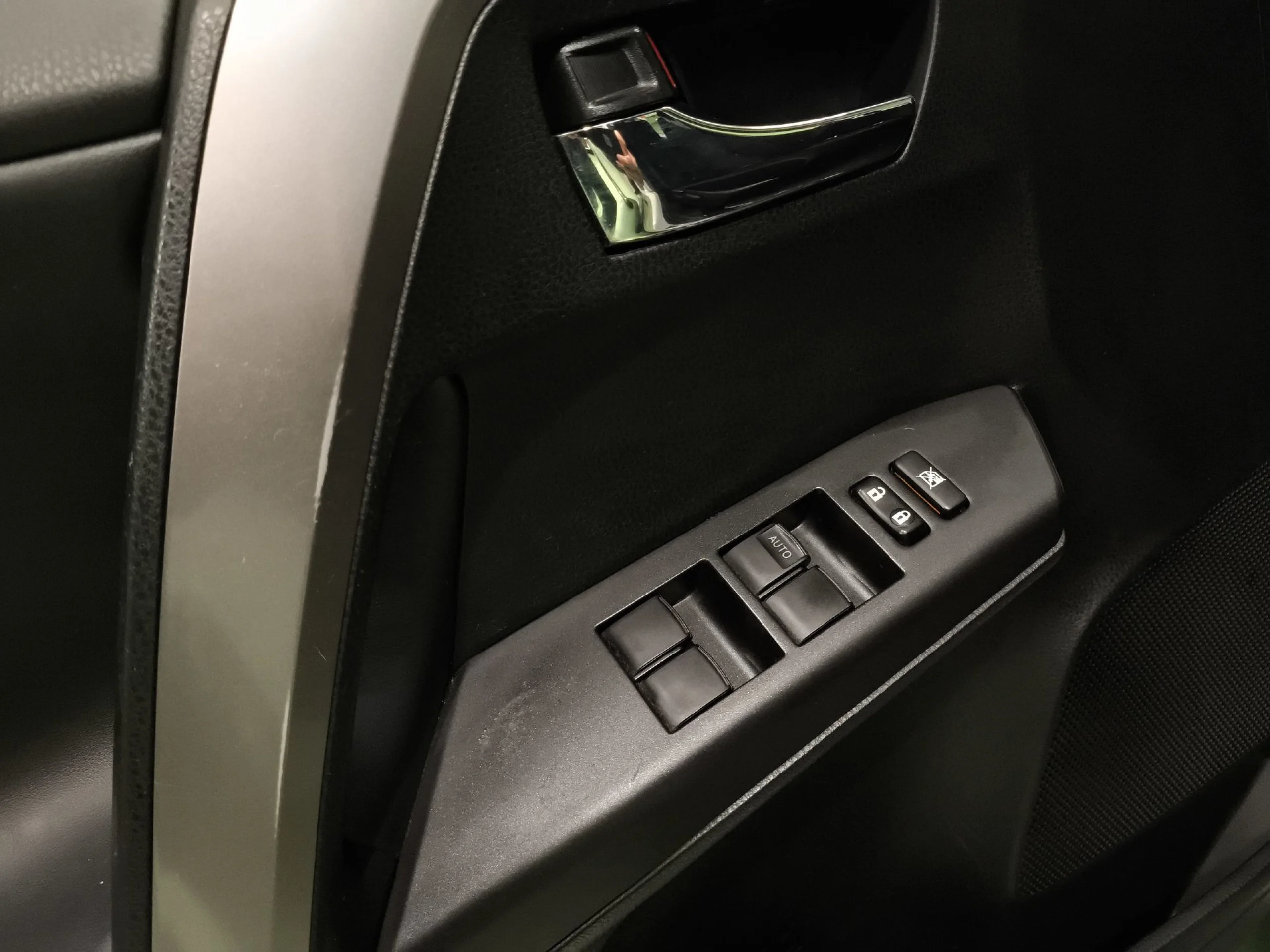 Toyota Rav4 2.5l hybrid Advance 2WD 145 kW (197 CV) - Foto 13