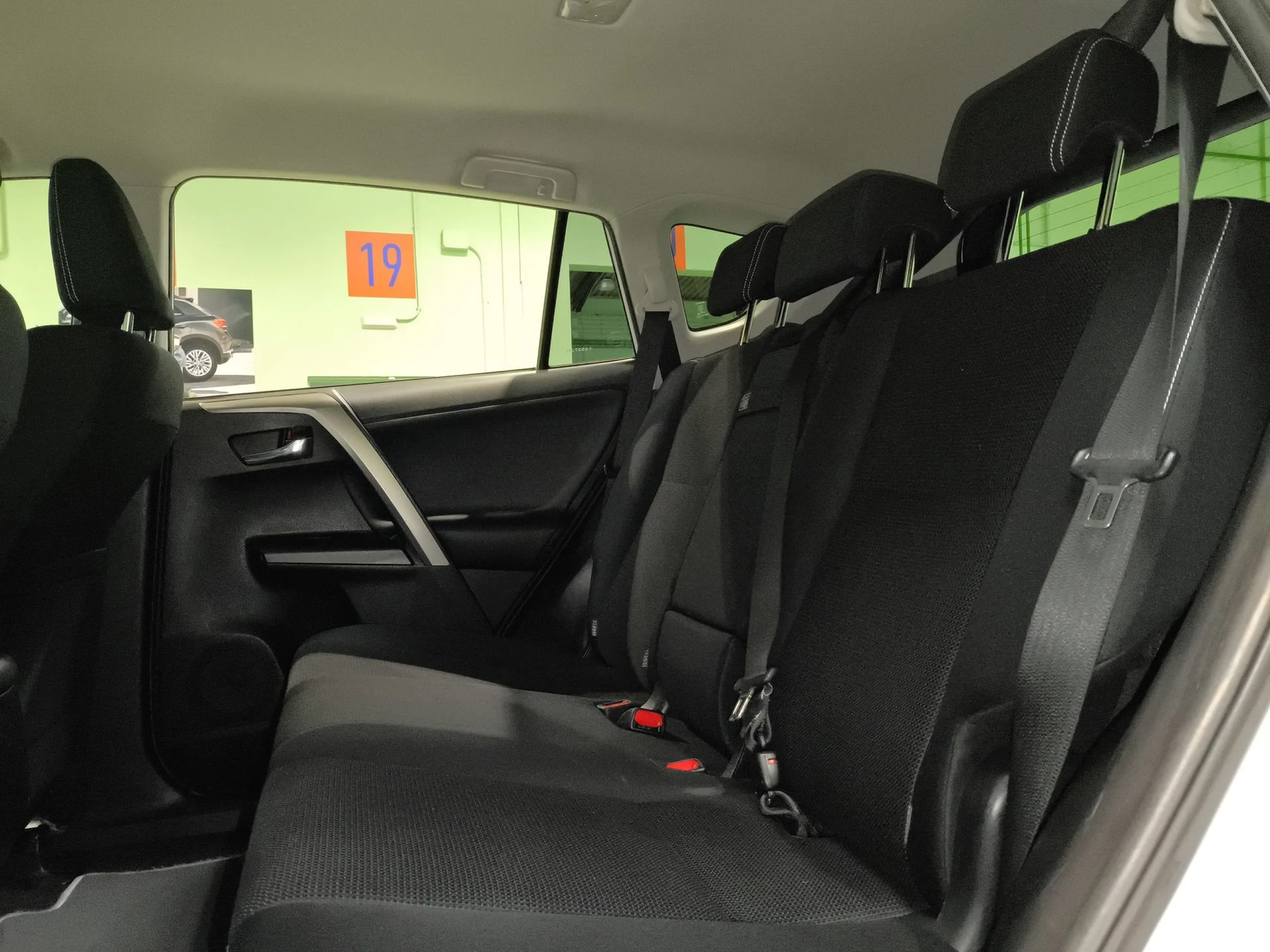 Toyota Rav4 2.5l hybrid Advance 2WD 145 kW (197 CV) - Foto 24