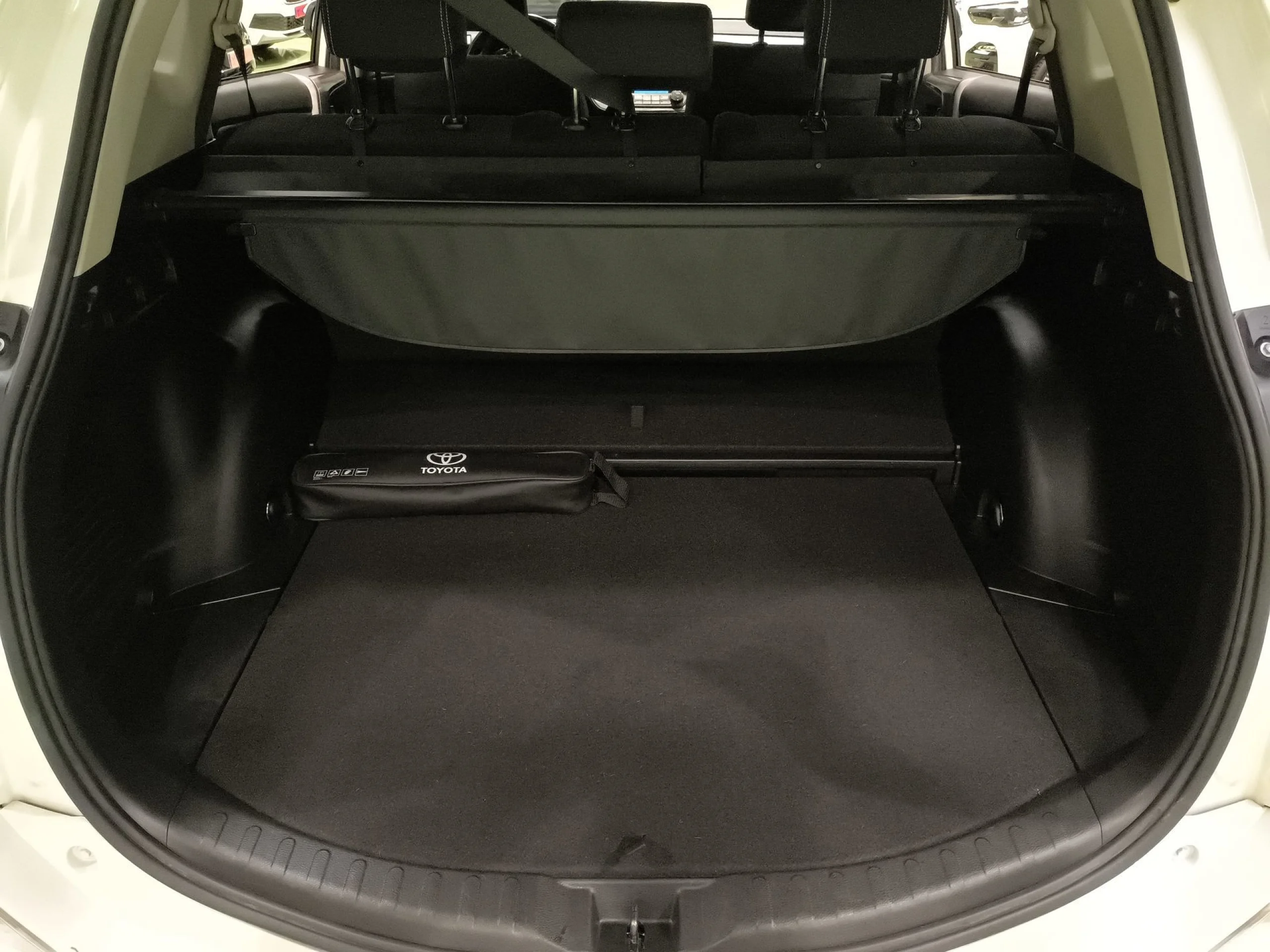 Toyota Rav4 2.5l hybrid Advance 2WD 145 kW (197 CV) - Foto 25