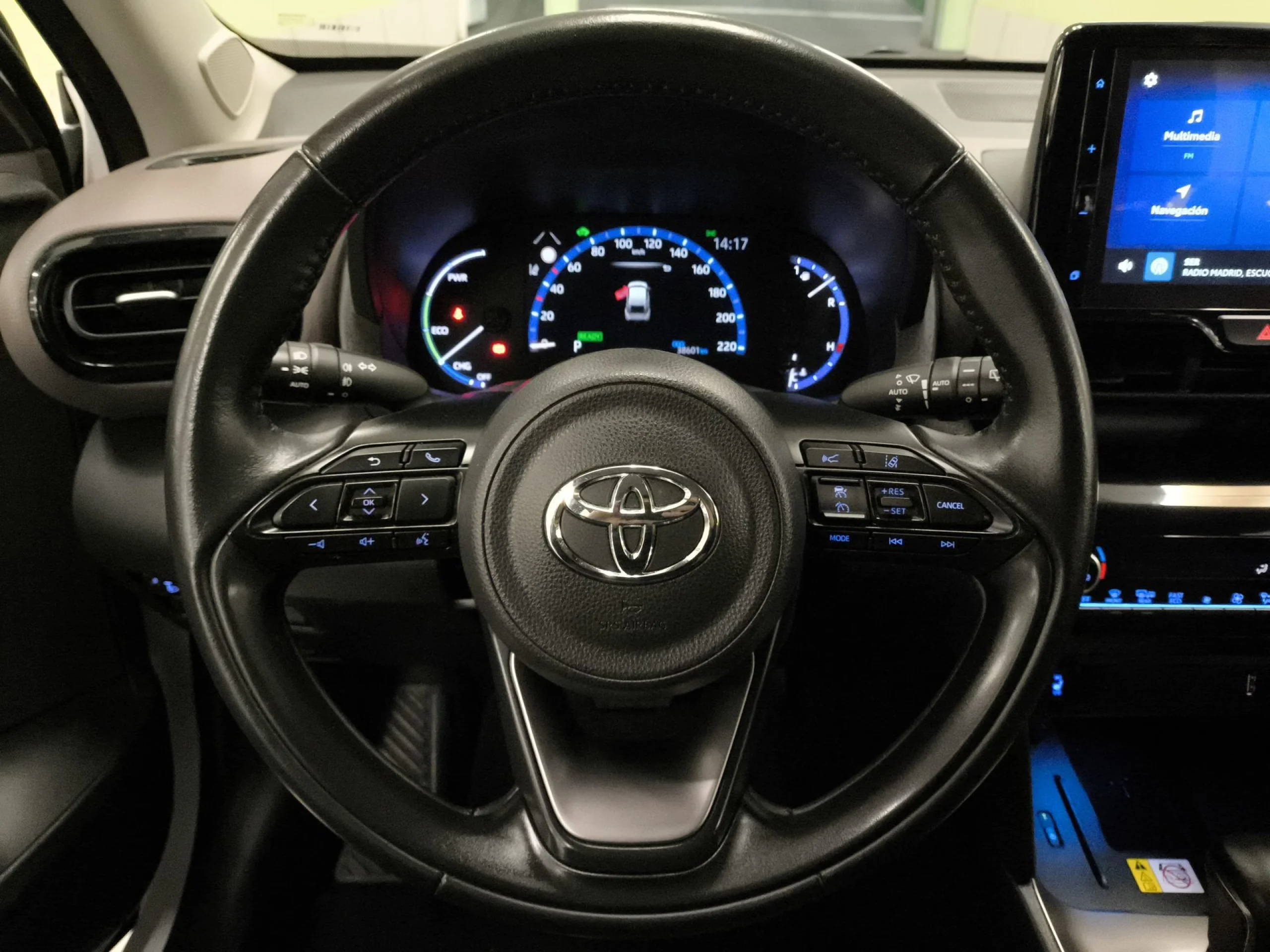 Toyota Yaris Cross 120H Style 85 kW (116 CV) - Foto 12