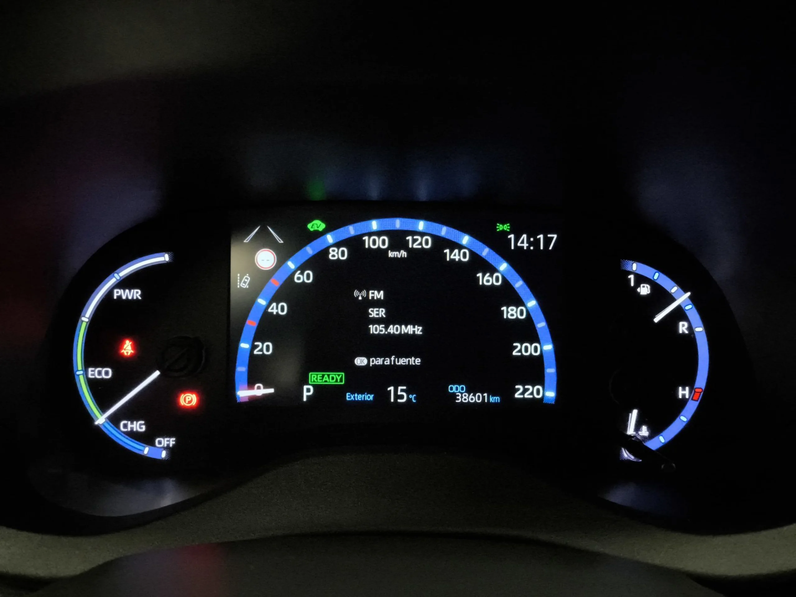 Toyota Yaris Cross 120H Style 85 kW (116 CV) - Foto 13