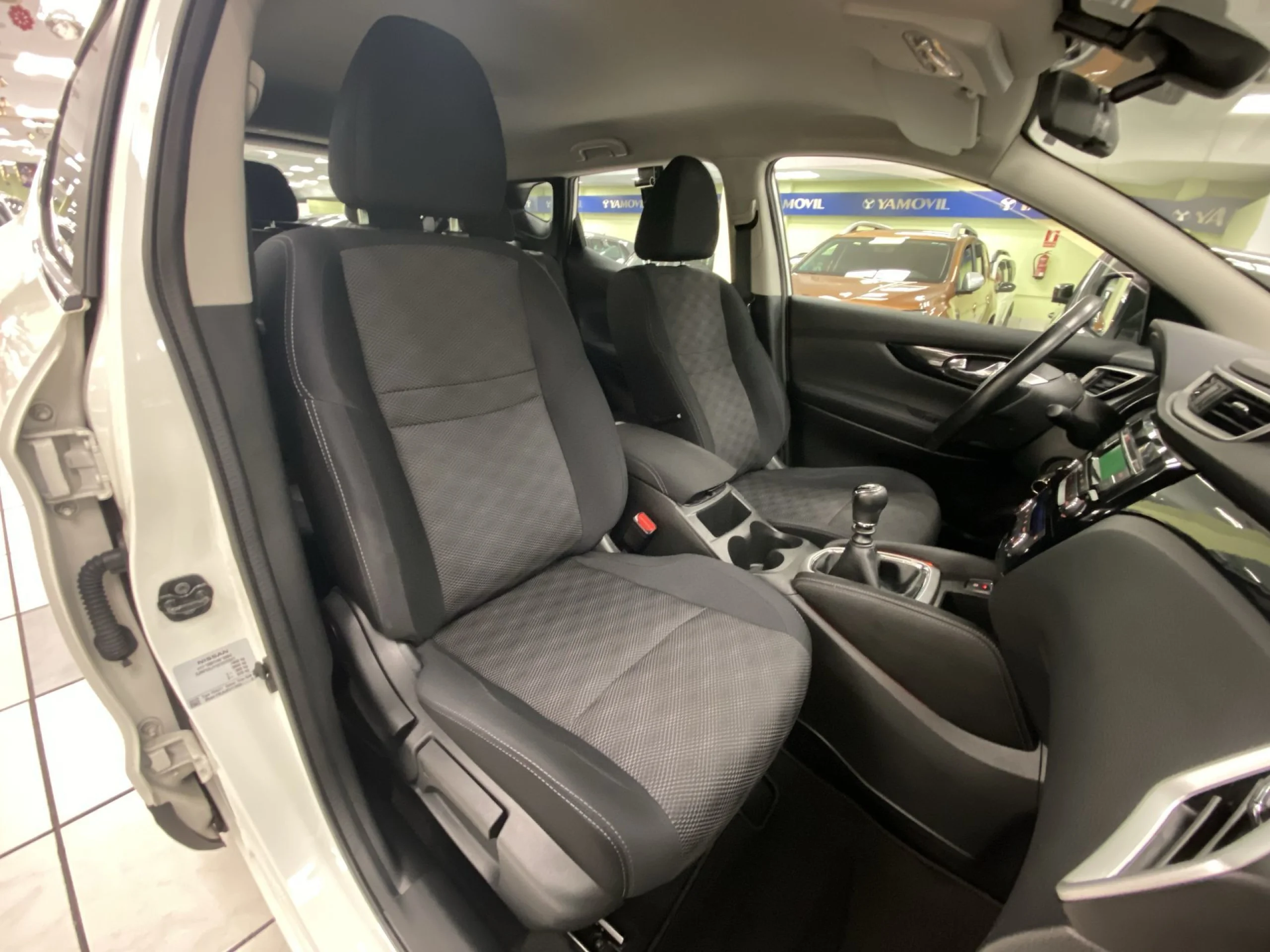 Nissan Qashqai DIG-T 115 SANDS Acenta 4x2 85 kW (115 CV) - Foto 20