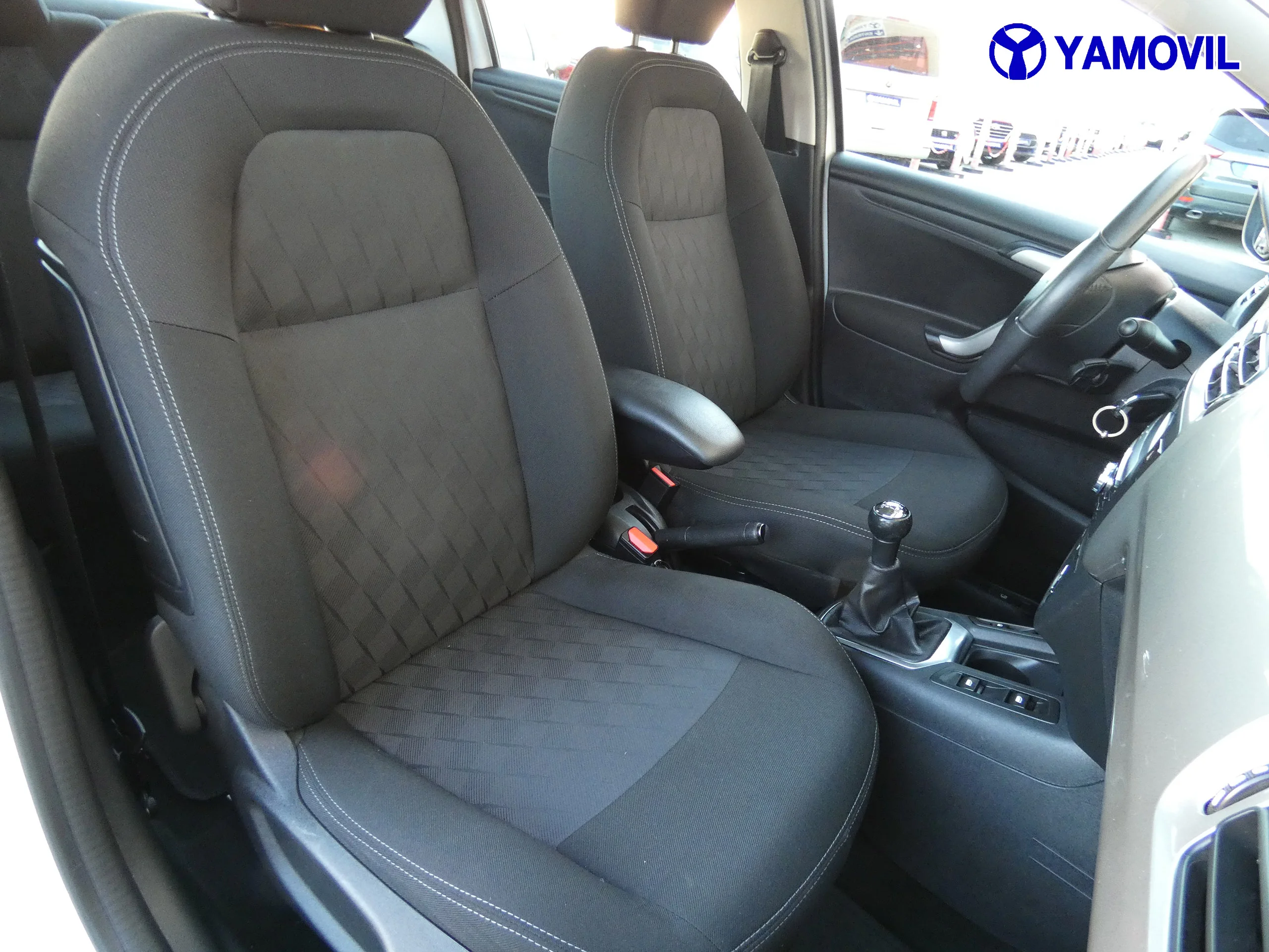 Citroen C-Elysee PURETECH EXCLUISVE 4P - Foto 15