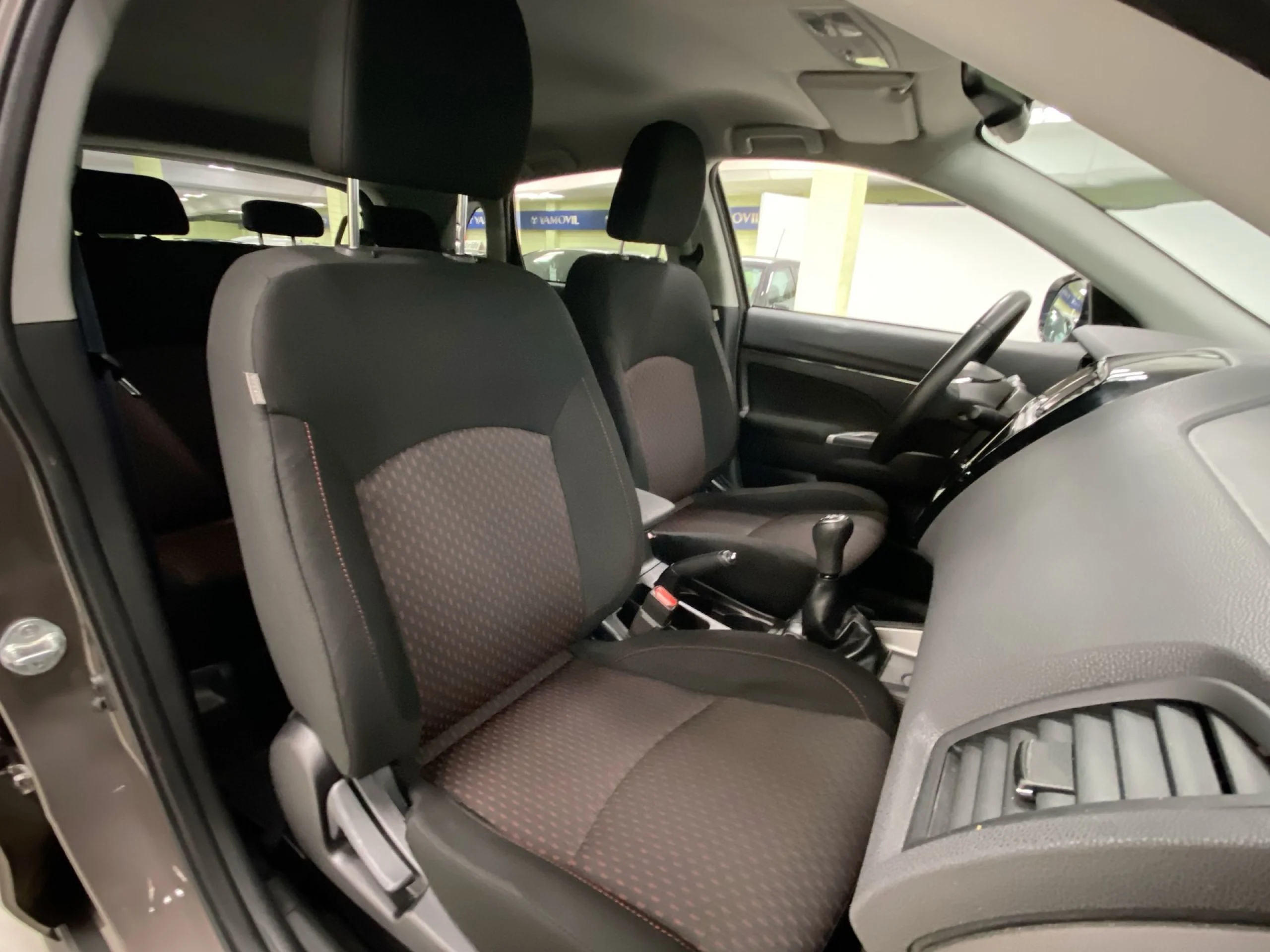 Mitsubishi ASX 160 MPI Motion 86 kW (117 CV) - Foto 20