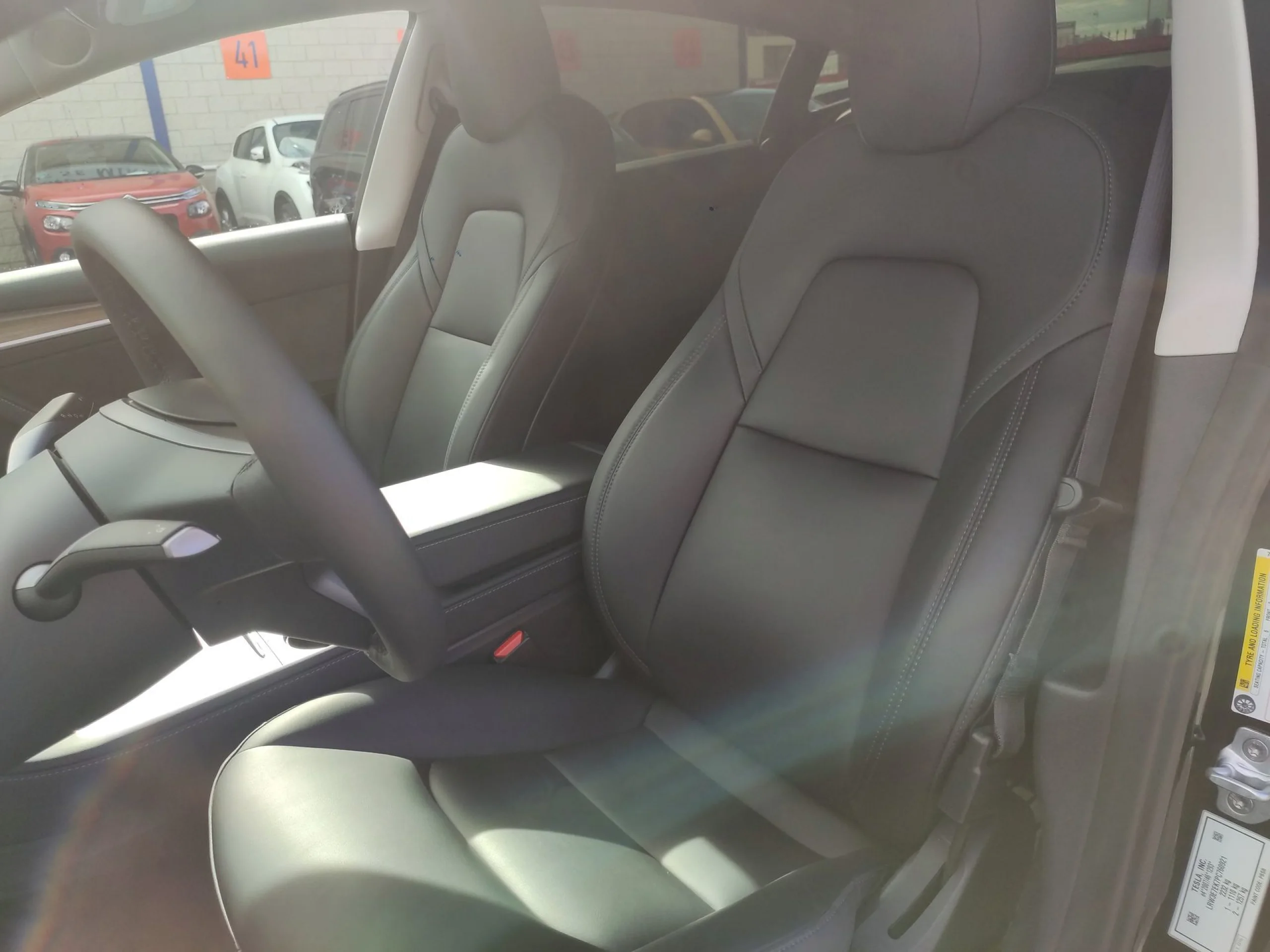 Tesla Model 3 Gran Autonomía 4WD 366 kW (498 CV) - Foto 8