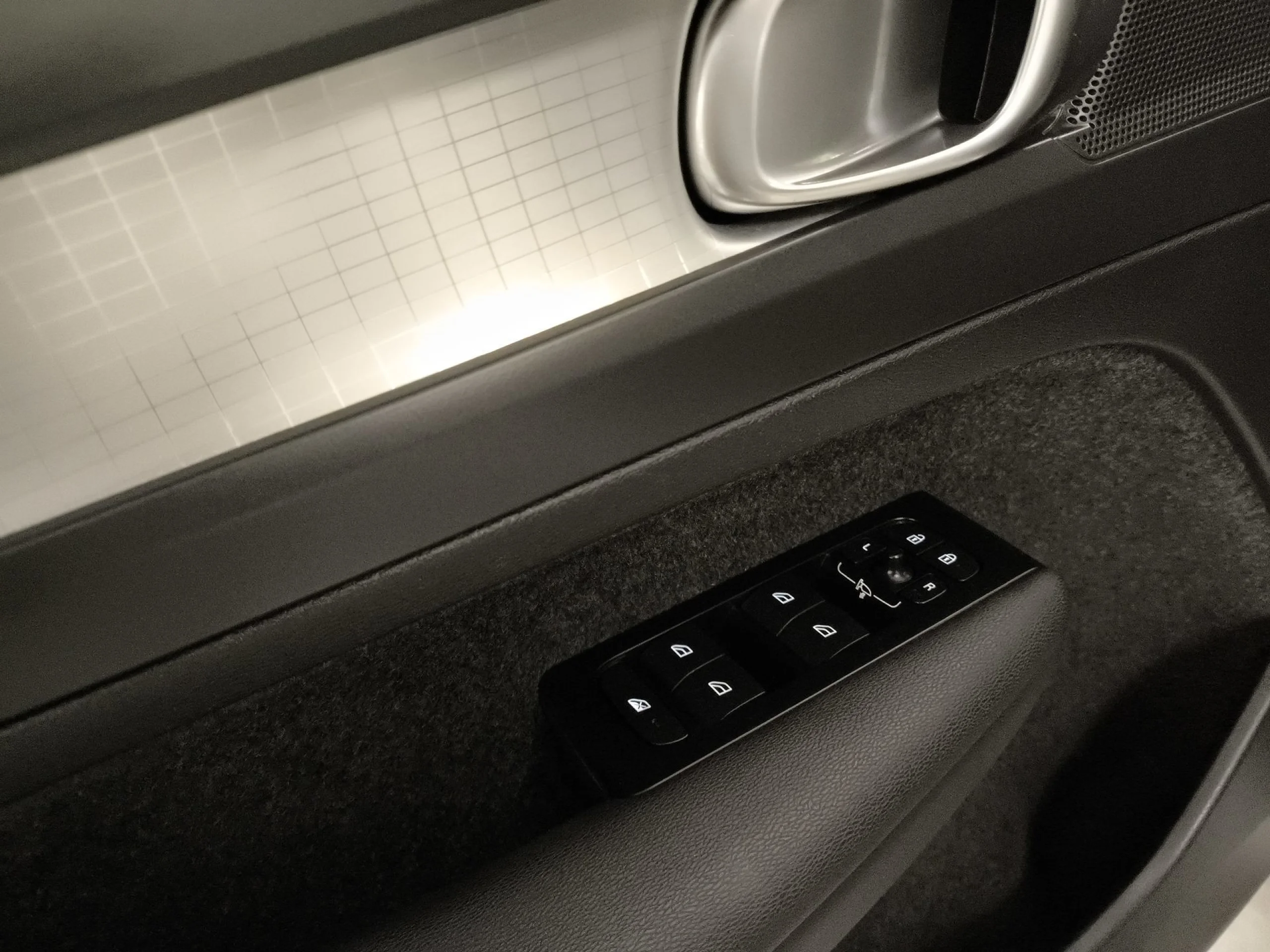 Volvo XC40 T2 Momentum Pro Auto 95 kW (129 CV) - Foto 10