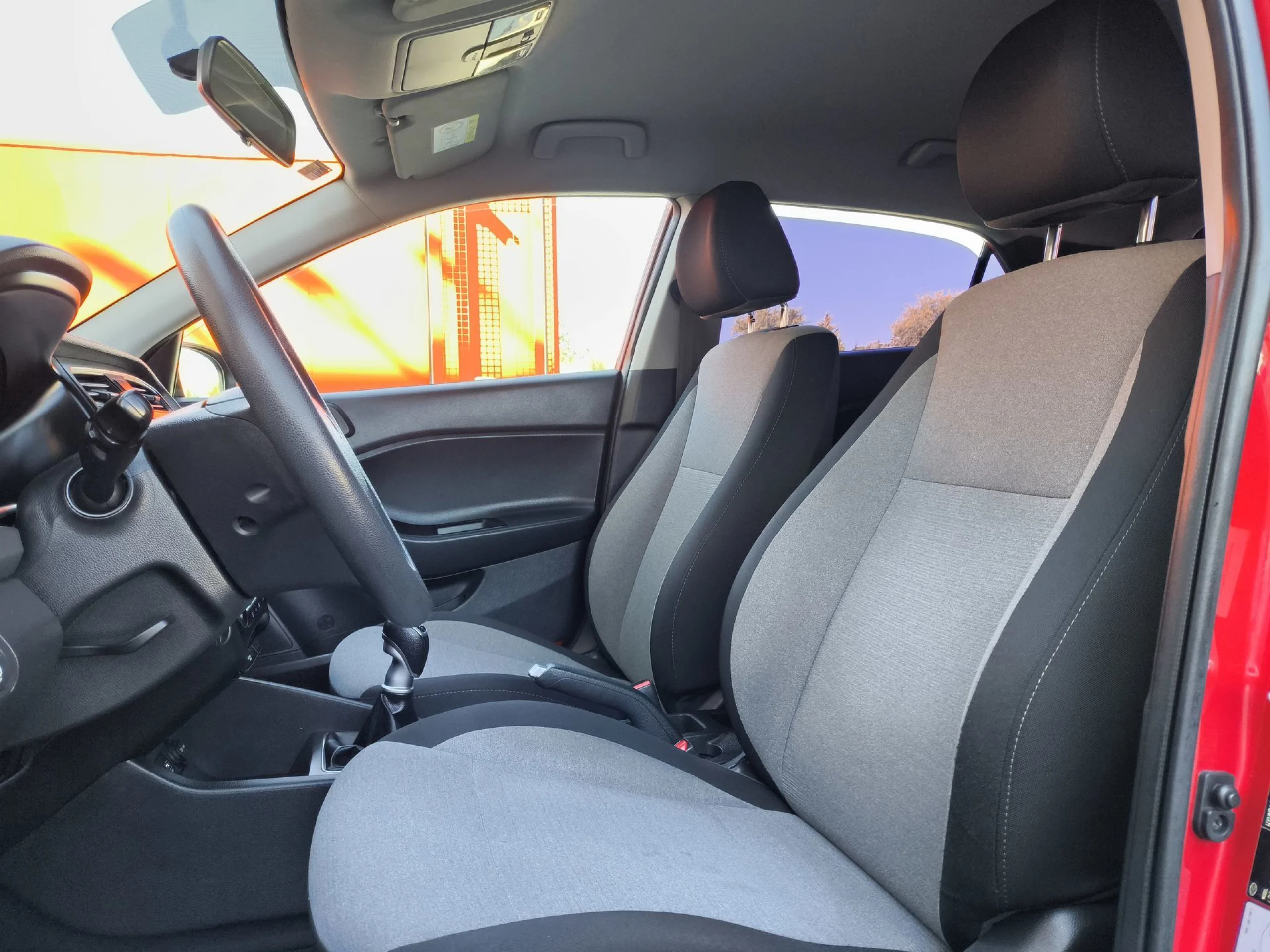 Hyundai I20 1.1 CRDI Essence 55 kW (75 CV) - Foto 8